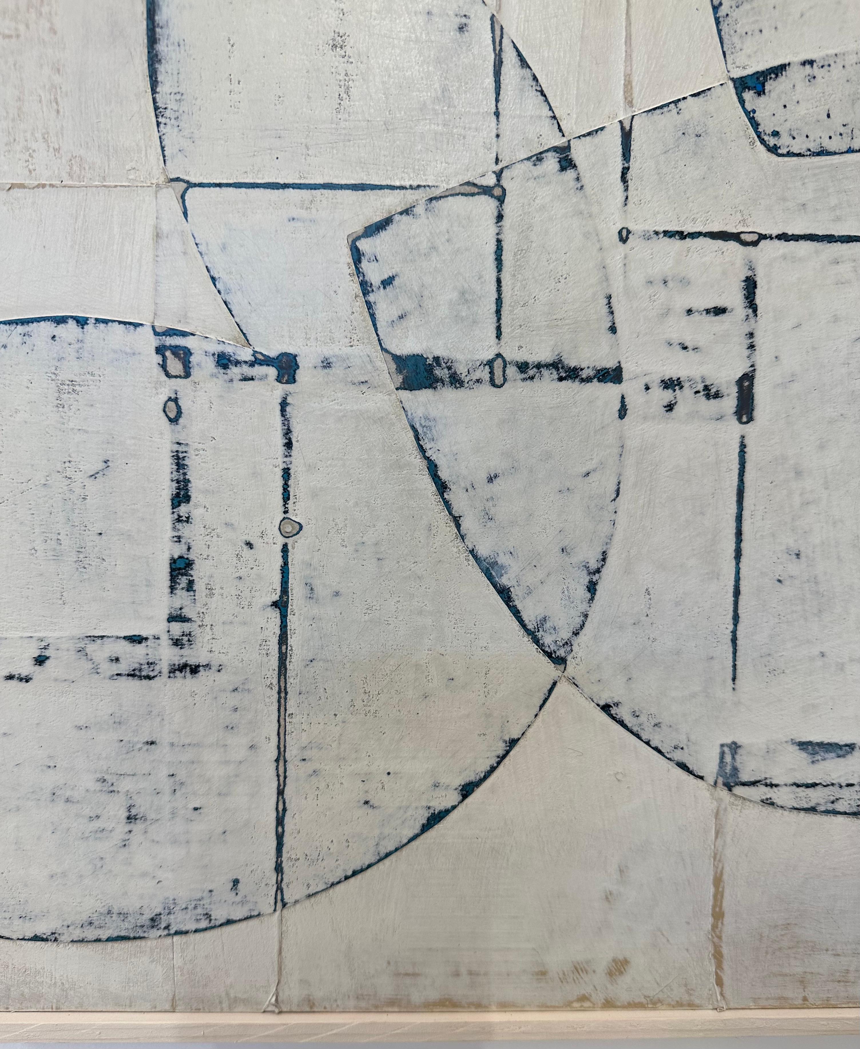 Senza titolo 9-12, Collage di carta dipinta con forme geometriche avorio, pannello quadrato 5
