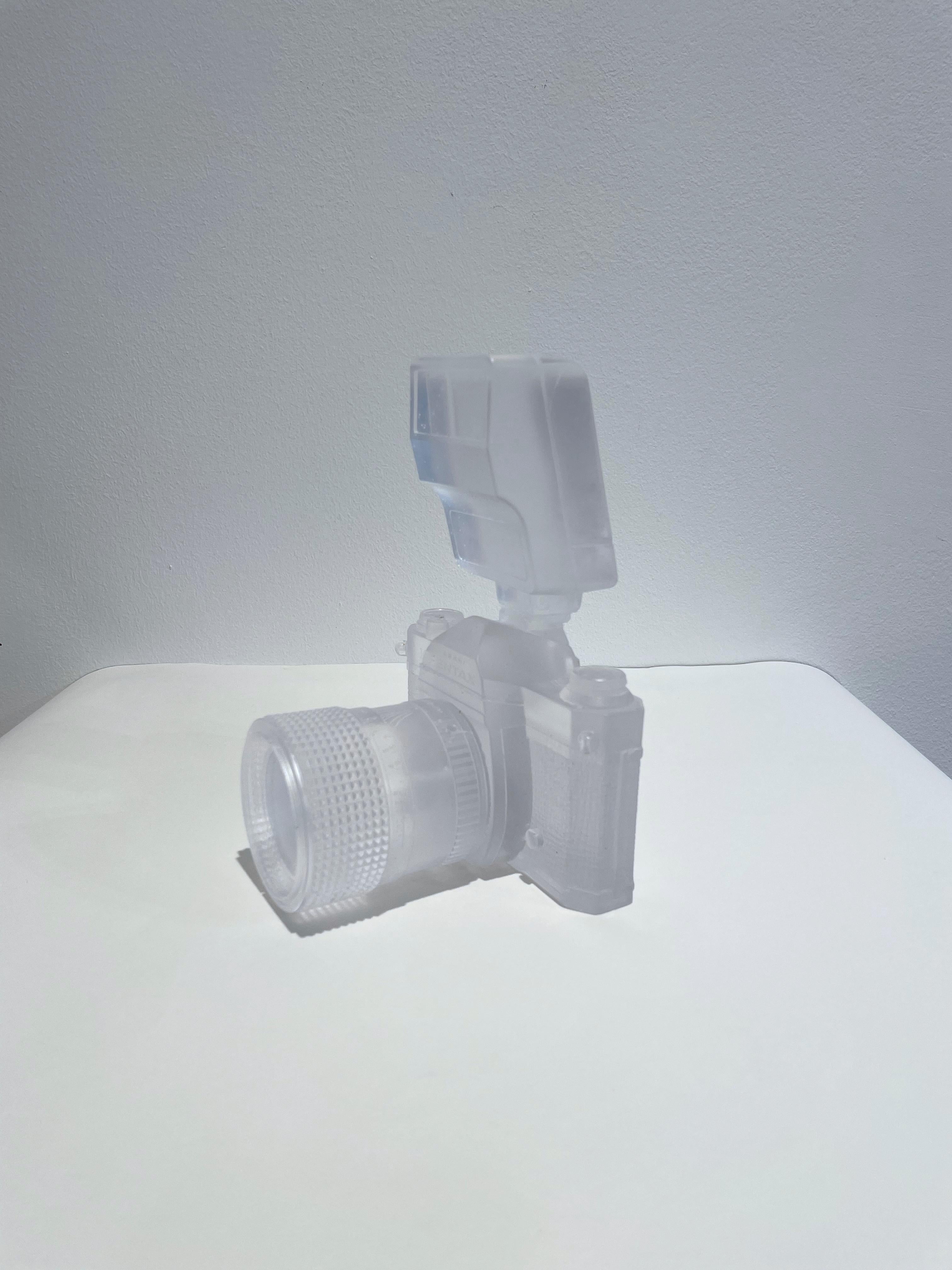 Cast resin 
12 × 15 × 18 cm
Edition of 500
the octagonal box has a hologram on in with the edition number. This is the COA.

Daniel Arsham employs elements of architecture, performance, and sculpture to manipulate and distort understandings of