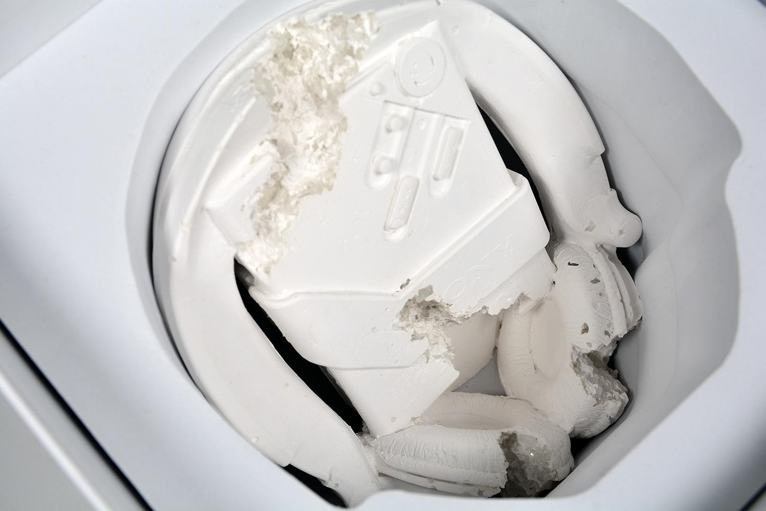 Daniel Arsham FUTURE RELIC 07 CASSETTE PLAYER Limited Sculpture Sony Walkman 90s For Sale 5