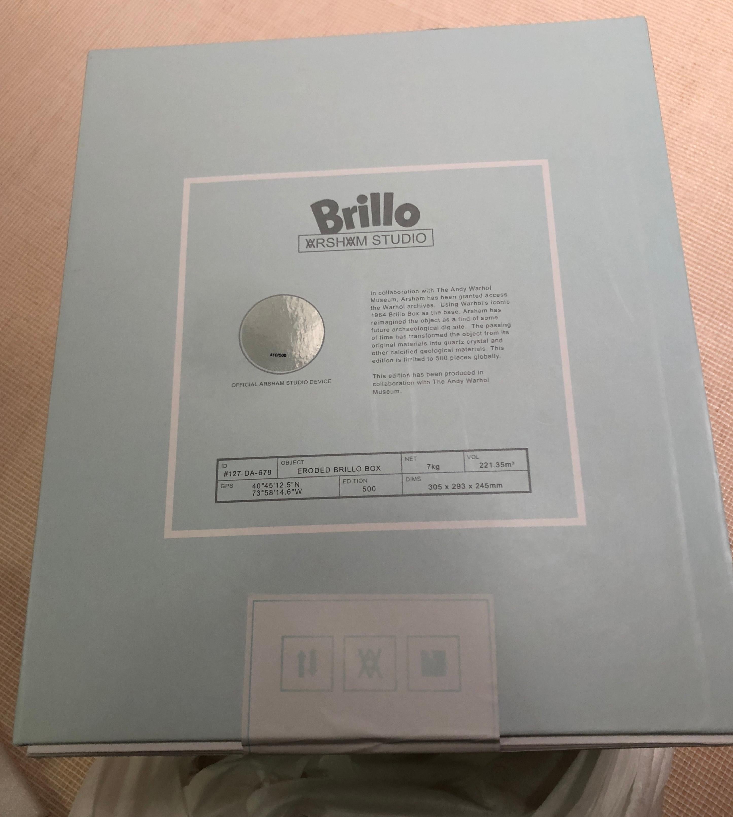 Boîte Brillo érodée Arsham bleue, édition de 500 exemplaires, basée sur l'art pop d'Andy Warhol en vente 1