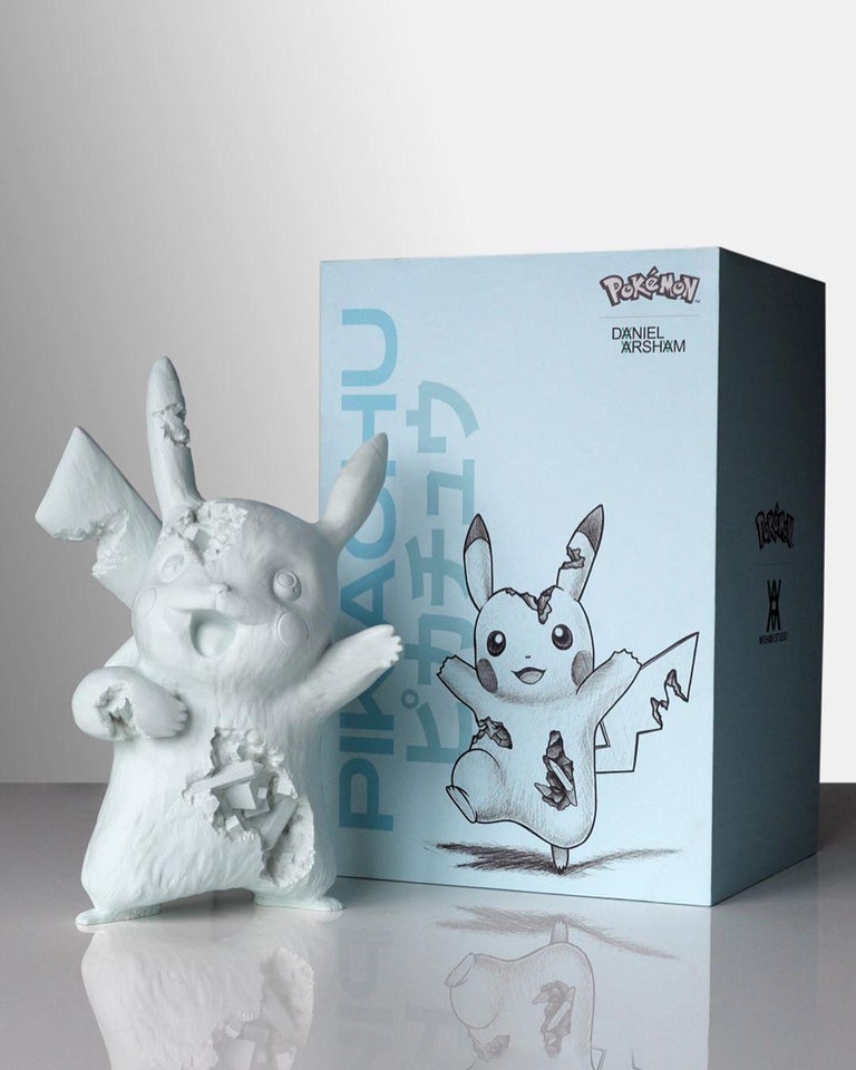 Daniel Arsham - Pikachu - Bleu En vente sur 1stDibs