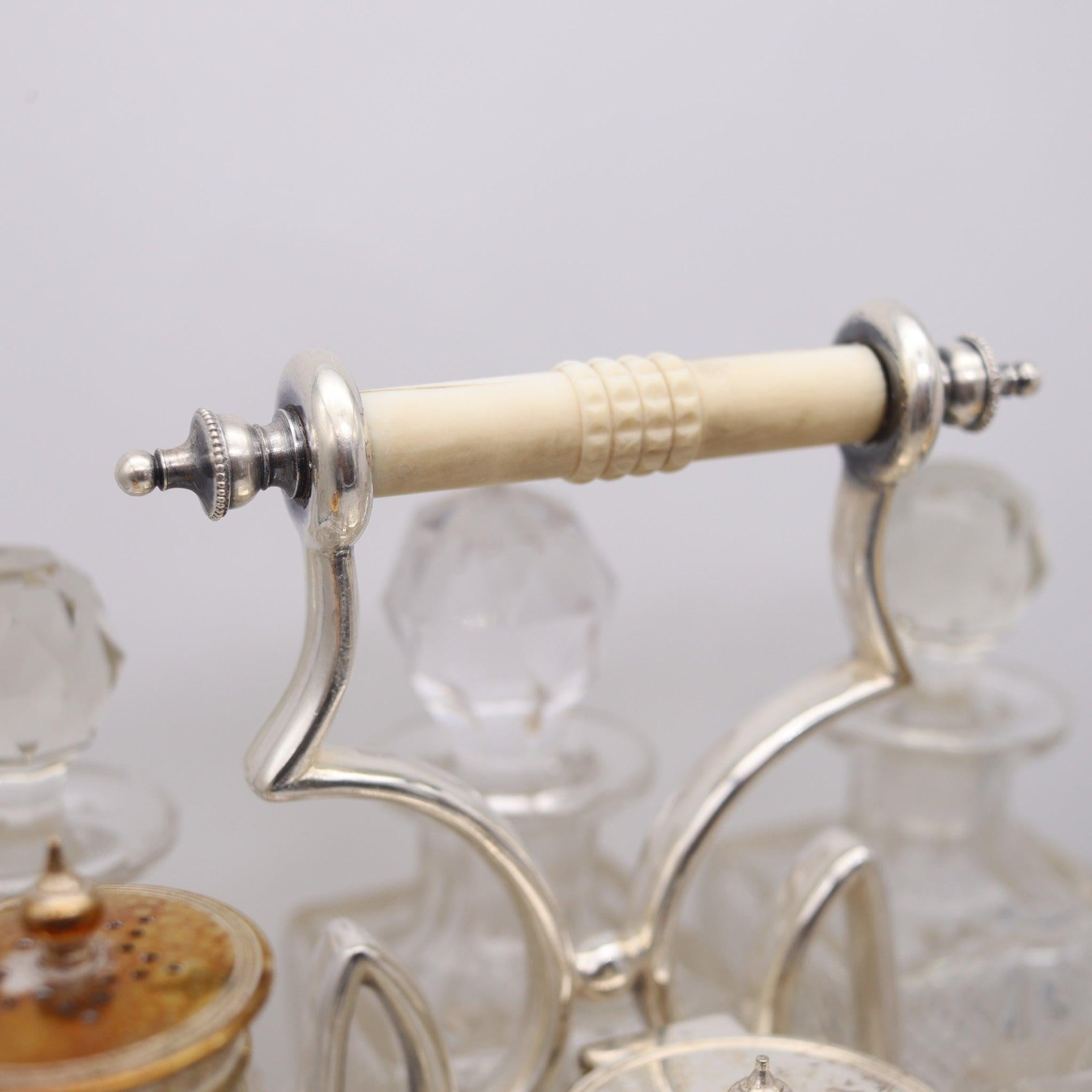 English DANIEL & ARTER 1900 London, Bailey Banks & Biddle 6 Pieces Cruet Set Cut Glass For Sale