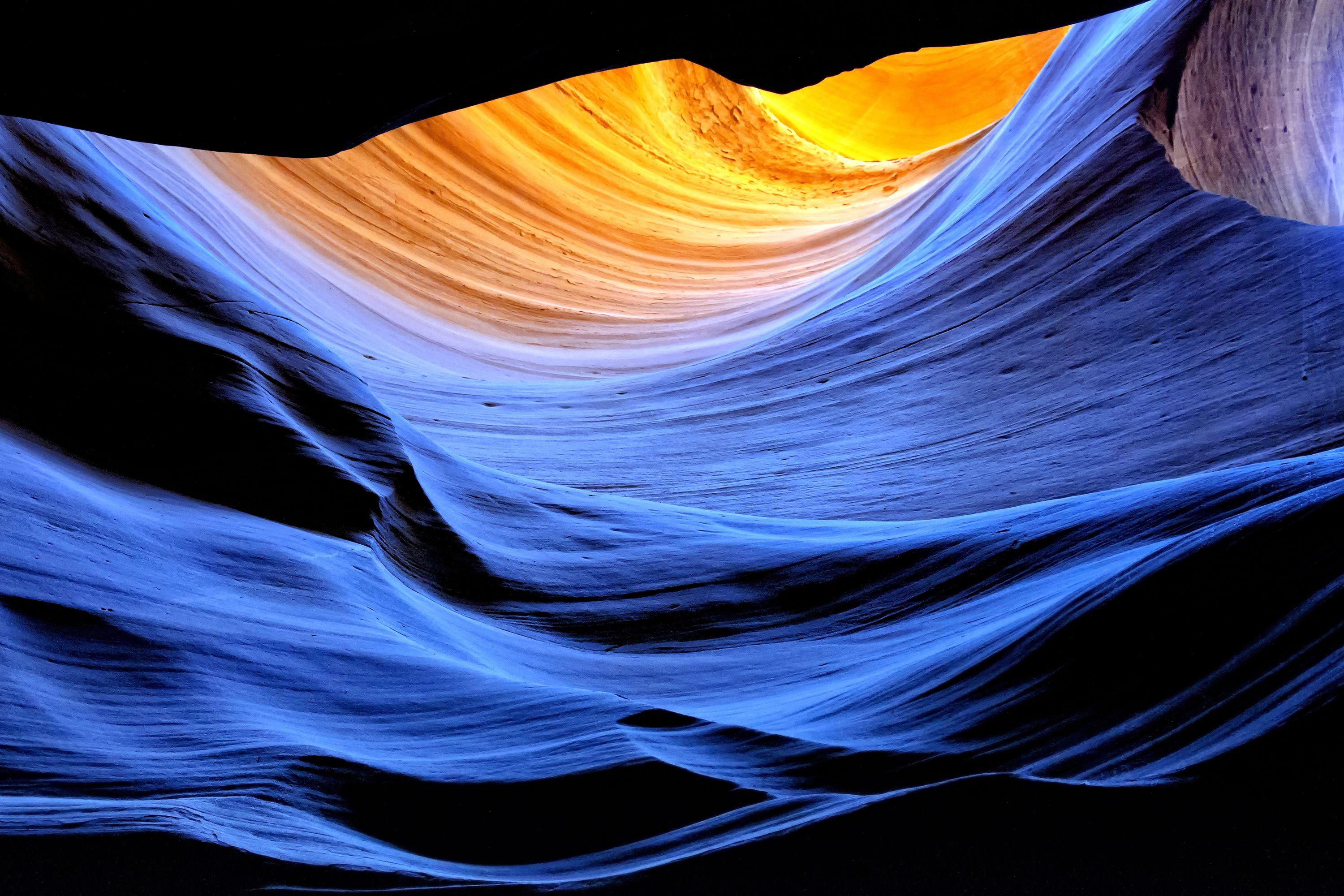 Daniel Ashe Color Photograph – Into the Light – Slot Canyon Study No.1, Fotografie, C-Type