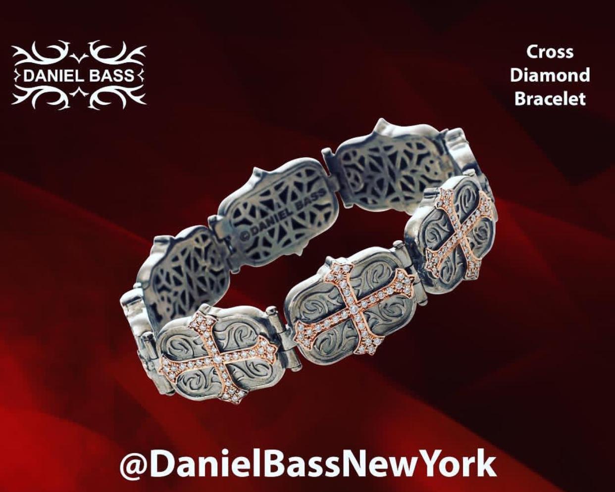 Daniel Bass, NYC 14 Karat Rose Gold Sterling Silver 2.80 Carat Diamonds Bracelet In Excellent Condition In Paris, FR