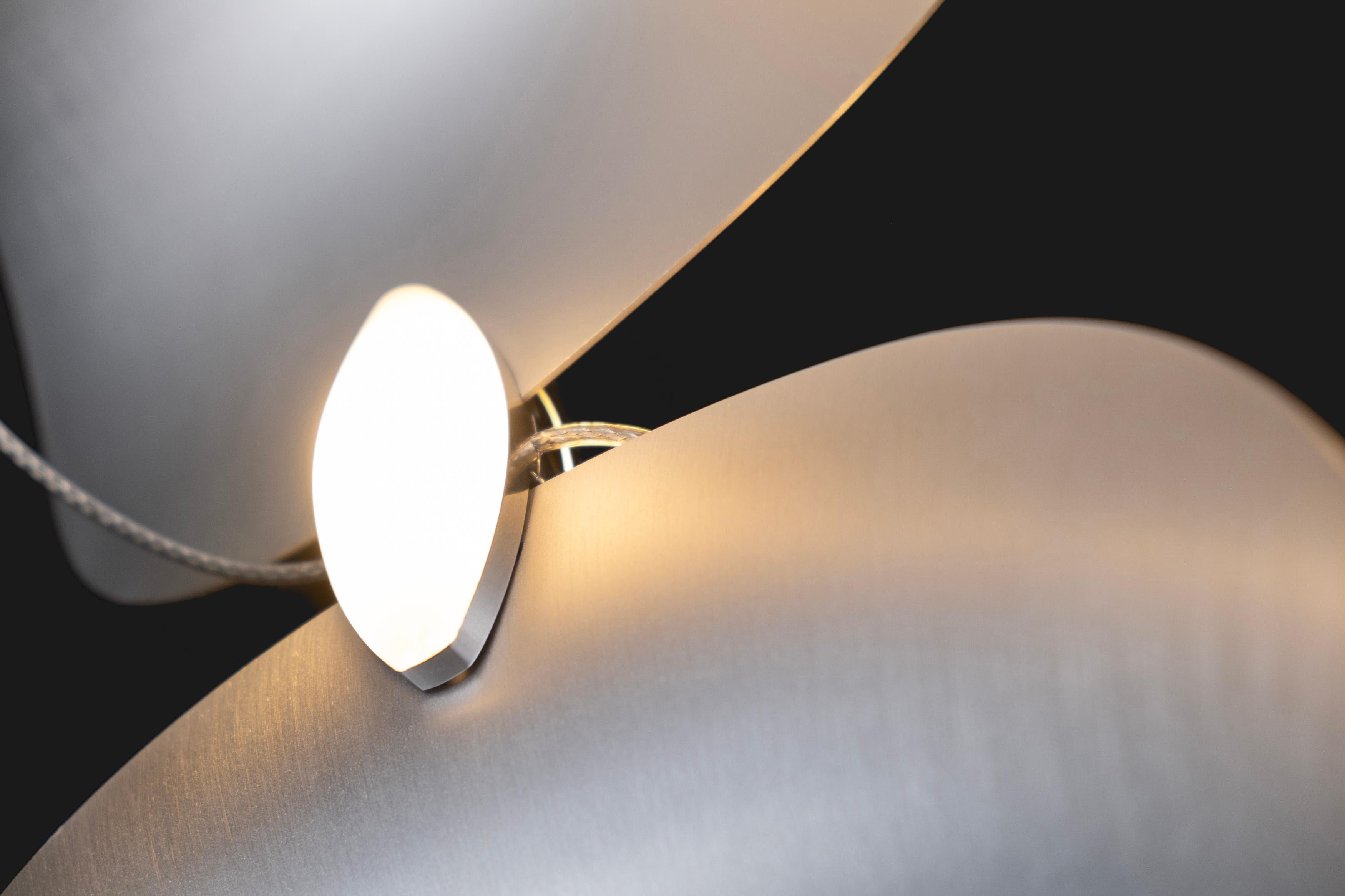 Lampada a sospensione 'Dune 8V' di Daniel Becker in alluminio anodizzato per Moss Objects In condizioni Nuovo in vendita a Glendale, CA