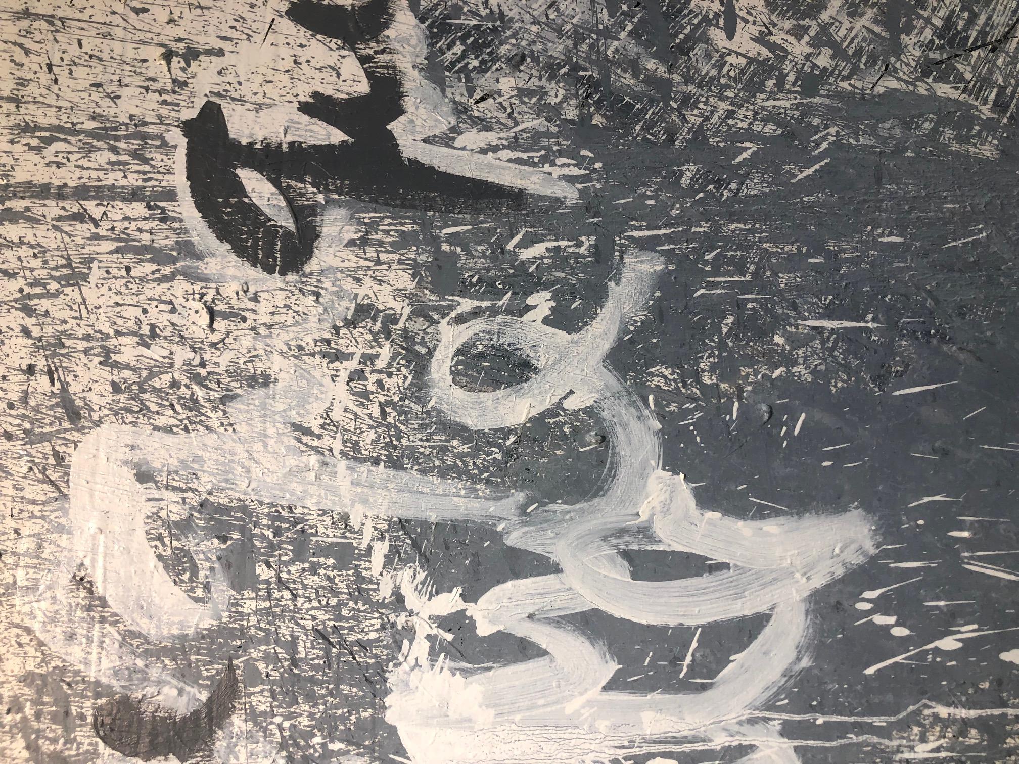 Conosciuto per le sue opere astratte erratiche ed espressive, Daniel Diaz-Tai utilizza diversi mezzi misti tra cui l'inchiostro sumi e l'olio per trasmettere il suo patrimonio unico. Cresciuto tra Venezuela, Giacarta, Shanghai, Hong Kong e Stati