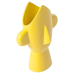 Daniel Eltner & Vase de la famille Alessandro Mendini Diavoletti en jaune:: Cappellini