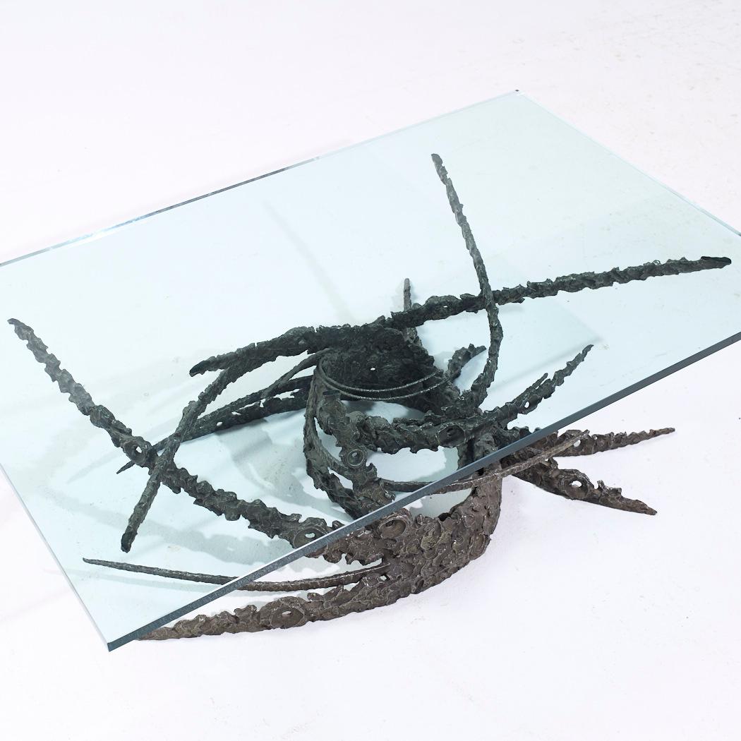 Bronze Table basse en bronze brutaliste Daniel Gluck, milieu de siècle en vente