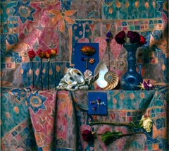 VENETIAN VASE & CHAMBERED NAUTILUS, still-life, photo-realism, dark green