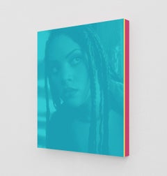 Bianca Lawson como Cynthia (Azul eléctrico)
