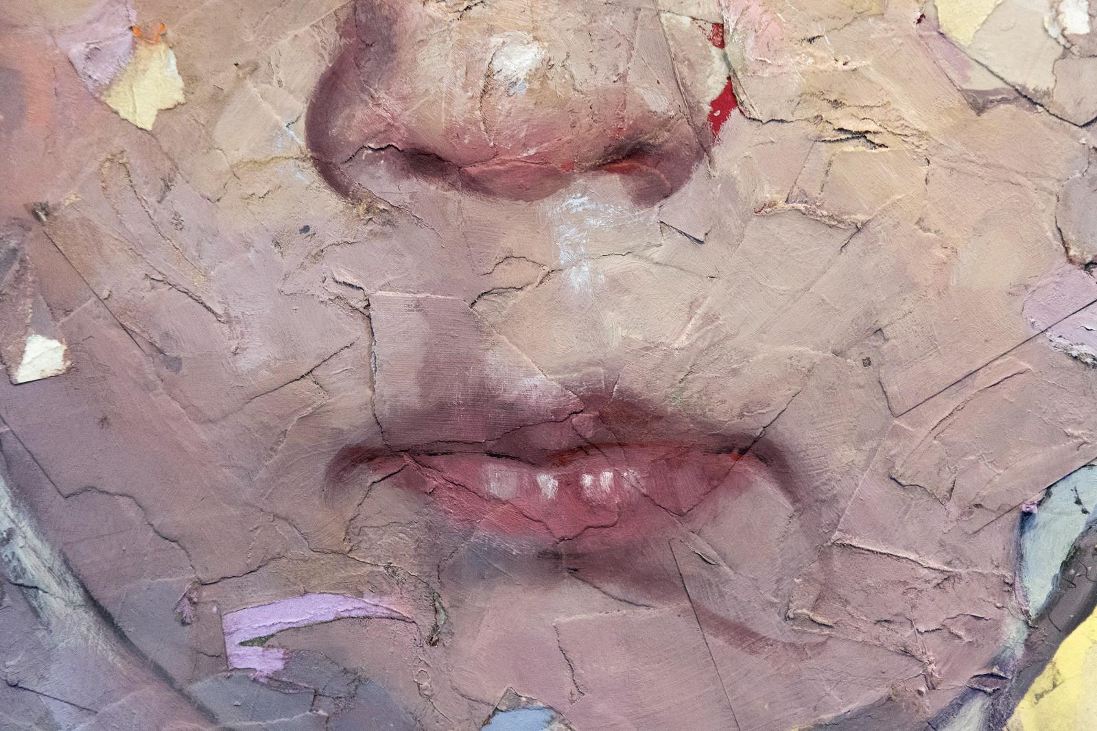 Atticus - gris, amarillo, hombre joven, figurativo, retrato, óleo, collage sobre lienzo en venta 2