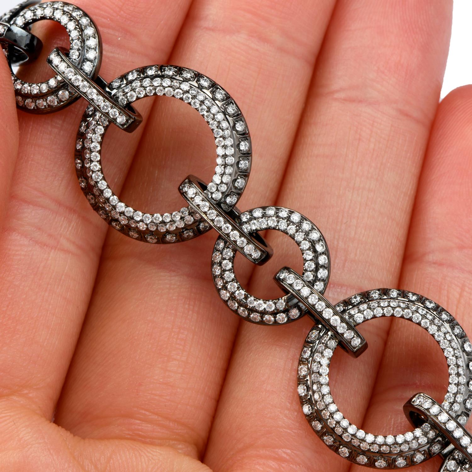 Women's or Men's Daniel K Diamond 18 Karat Gold Circle Chain Link Bracelet For Sale
