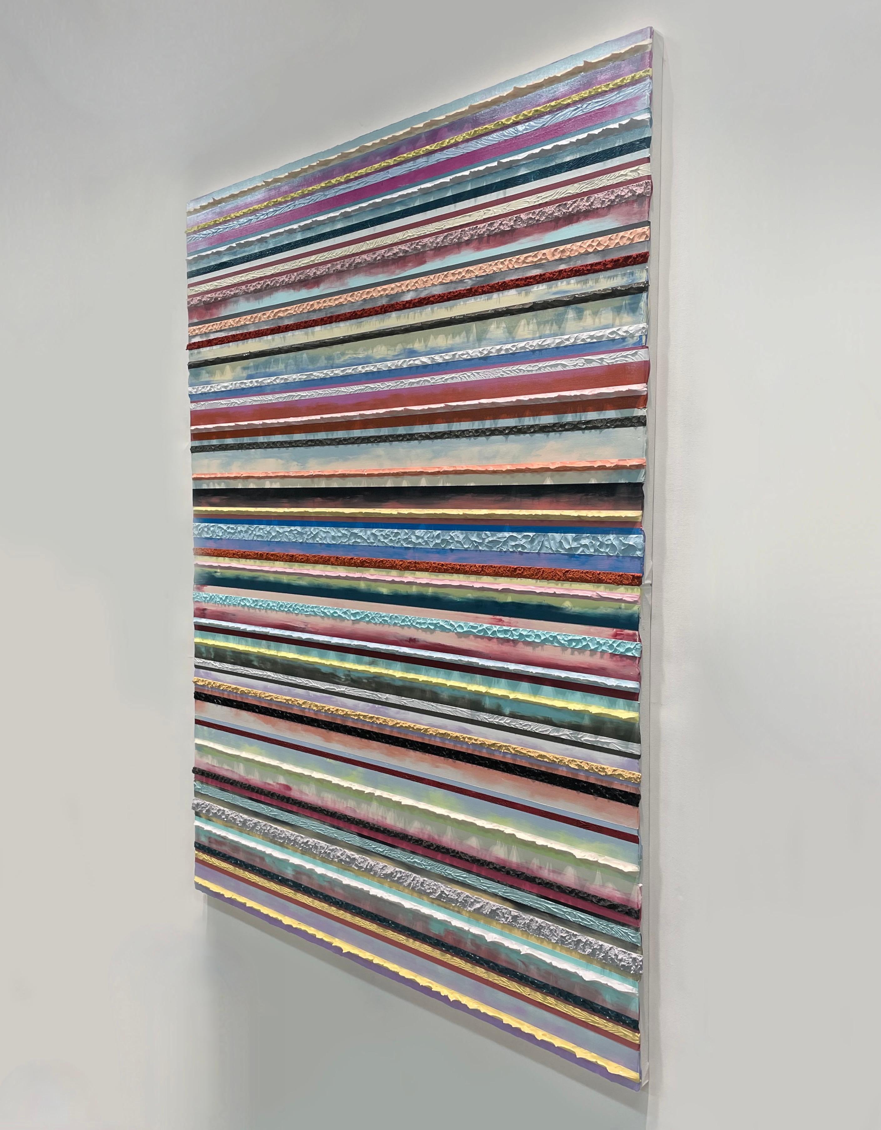 'Maple Peach Beat' è un eccellente esempio dei dipinti di Daniel Klewer, che proviene dalla sua serie 'Linear Tactility'. I dipinti di questa serie condividono tutti una composizione coerente, suddivisa in modo lineare, con indagini sulla risonanza
