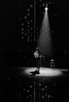 Daniel Kramer - Bob Dylan, im Scheinwerferlicht, Princeton, NJ, 1964, gedruckt nach