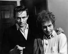 Daniel Kramer - Bob Dylan & Johnny Cash, Backstage, 1965, nachgedruckt