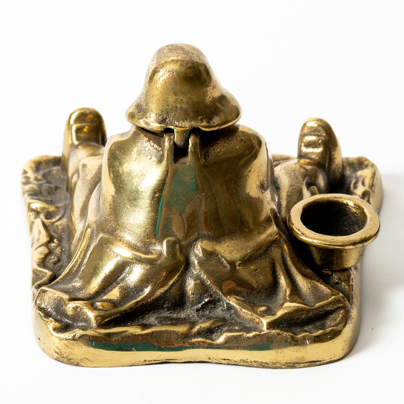 Daniel Lambert Figural Brass Inkwell In Good Condition For Sale In Stamford, CT