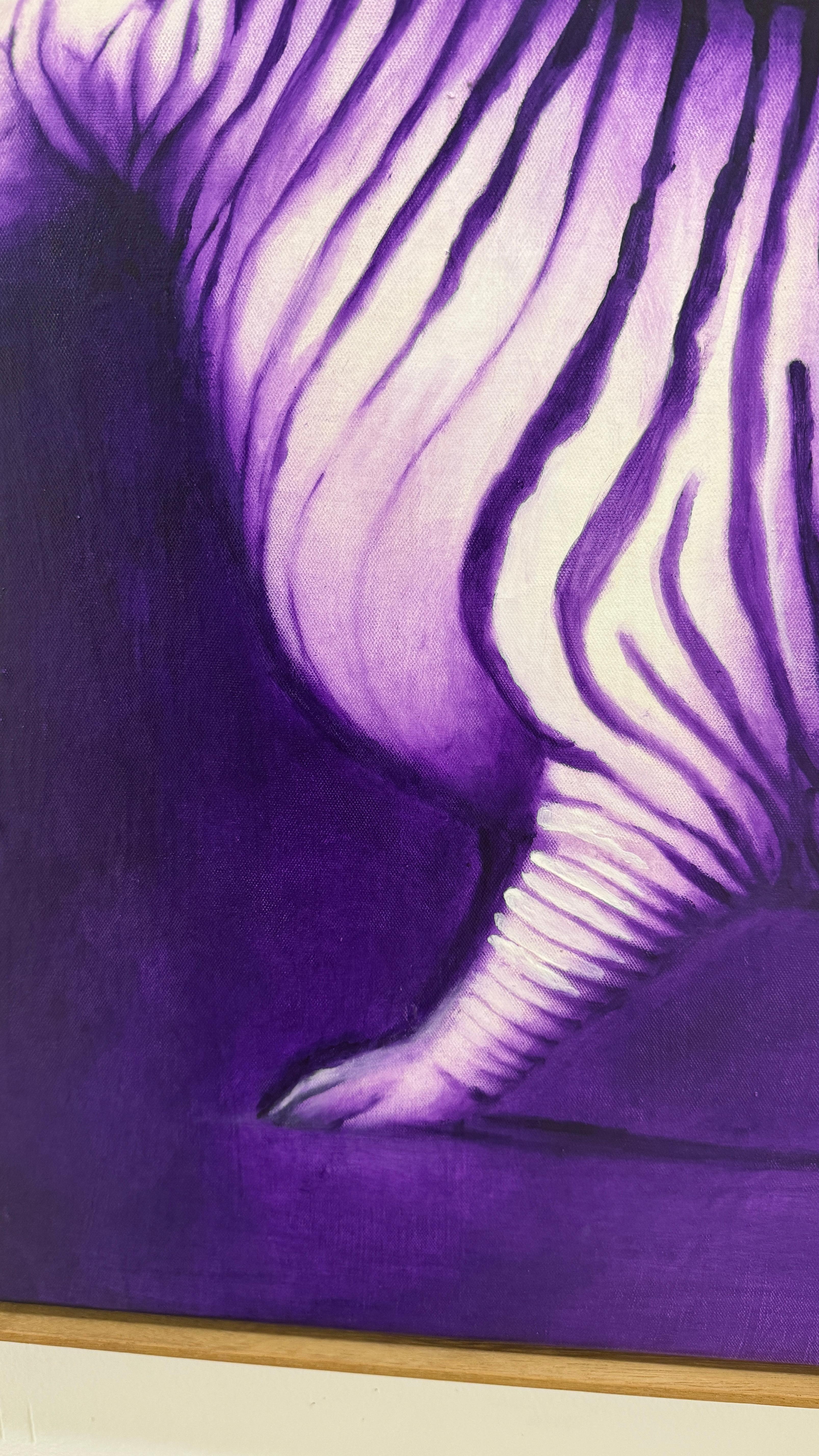 Energía en resiliencia - Purple Animal Painting by Daniel Livas García