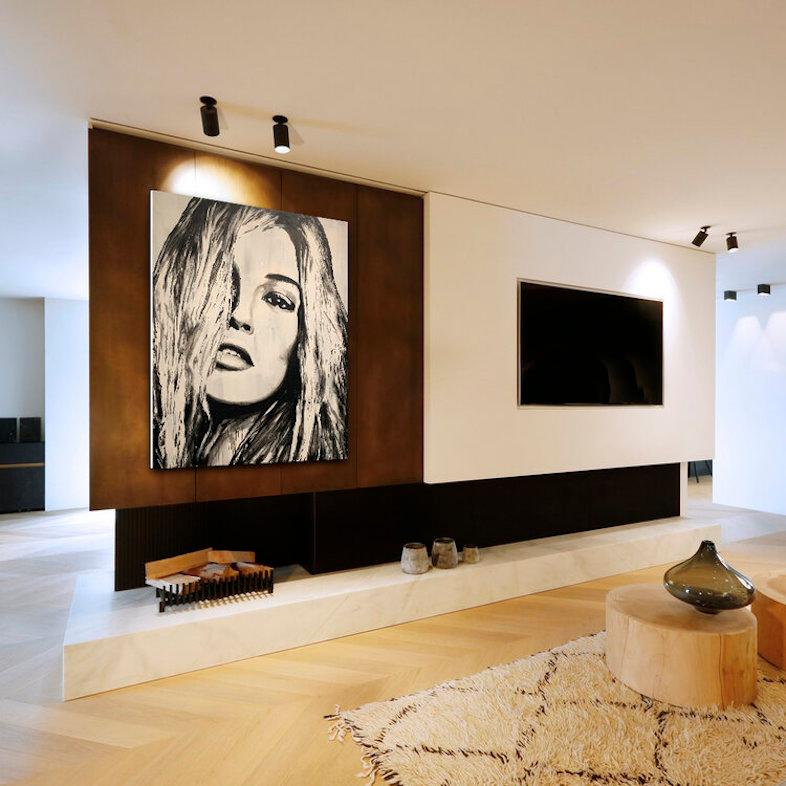 Marilyn Giallo Astratto - Painting Contemporaneo di Daniel Maltzman