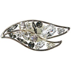 Retro Daniel Swarovski Crystal Leaf Motif Brooch 1980s