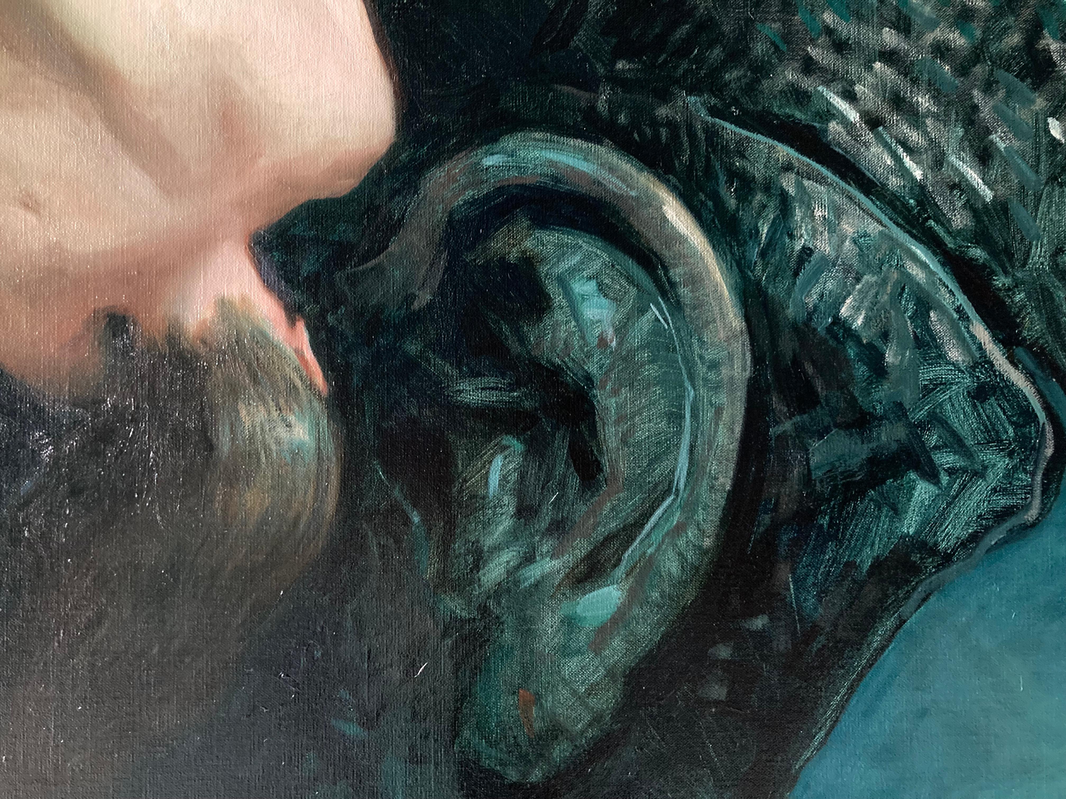 « Deep Down » 2023, peinture à l'huile surréaliste dans une eau bleue verte, artefact en bronze en vente 10