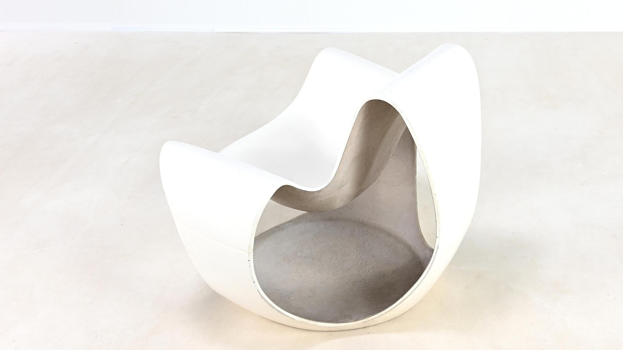 Danielle Quarante, Albatros Chair For Airborne, Fiberglass, Resin France C.1965 For Sale 9