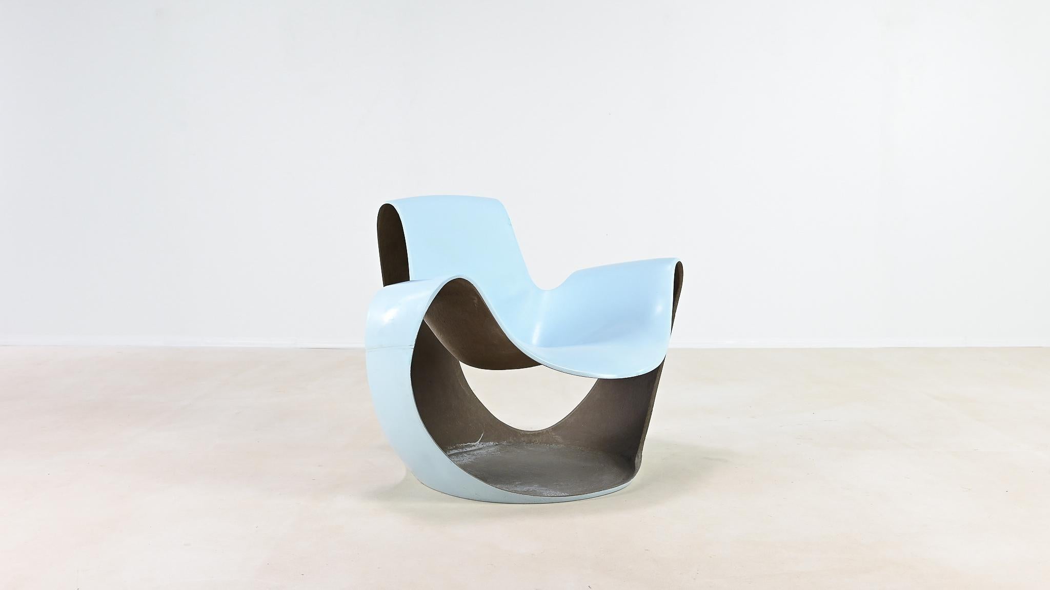 La tumbona Albatros, editada por Airborne, fue diseñada por la francesa Danielle Quarante a finales de los 60 y recibió el Premio Henri Mercier al Mejor Diseño en el Salón de Artistas Decoradores. Su forma, a la vez radical y armoniosa, se creó para