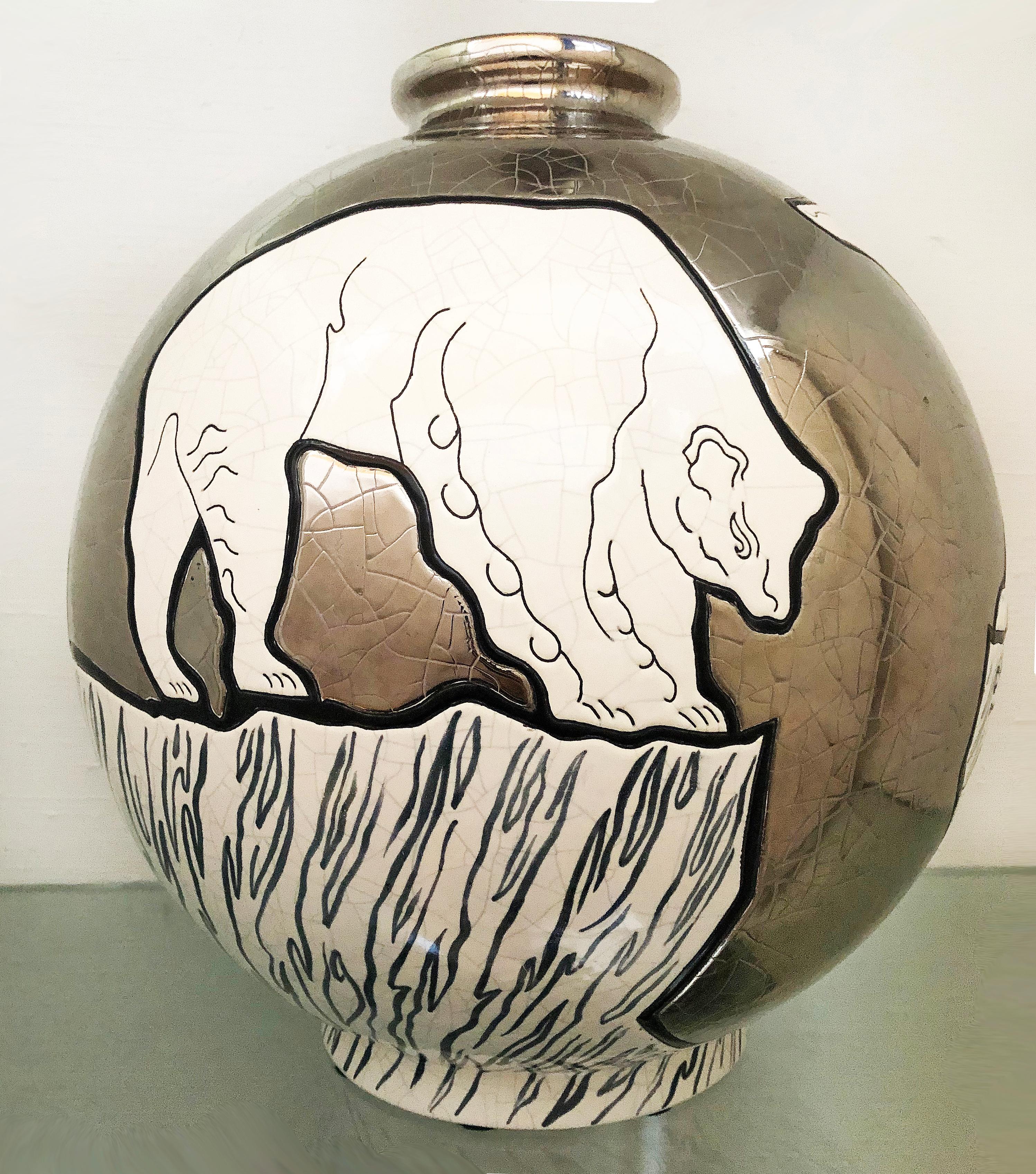 Danilllo Curetti Emaux de Longwy Fayence-Vase mit dem Titel „Banquise“ 39/50 im Zustand „Gut“ im Angebot in Miami, FL