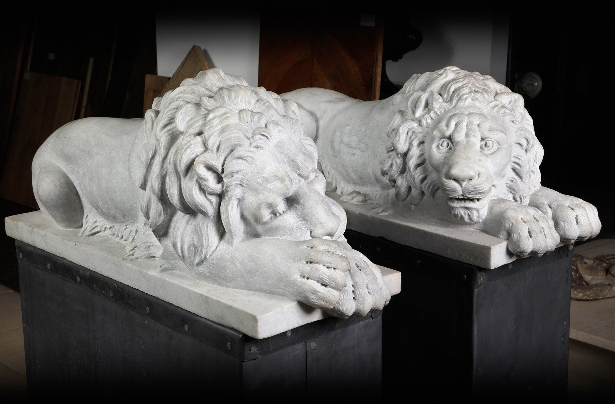 Italian Danilo Cervietti Pair of Marble Canova Lions - Second half 20th Century For Sale