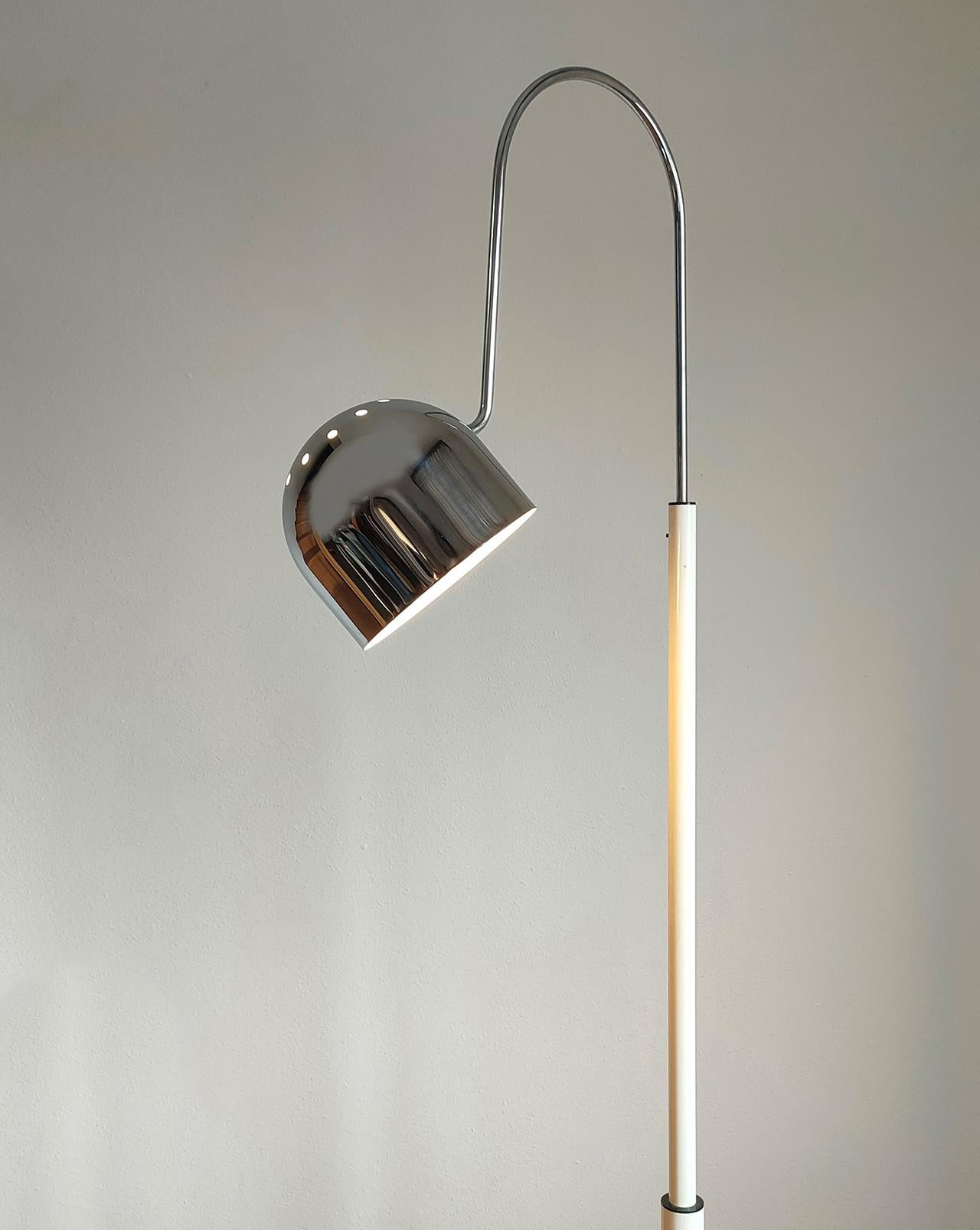 Lacquered Danilo & Corrado Aroldi Bridge Floor Lamp in Metal by Stilnovo 1970s Italy  For Sale