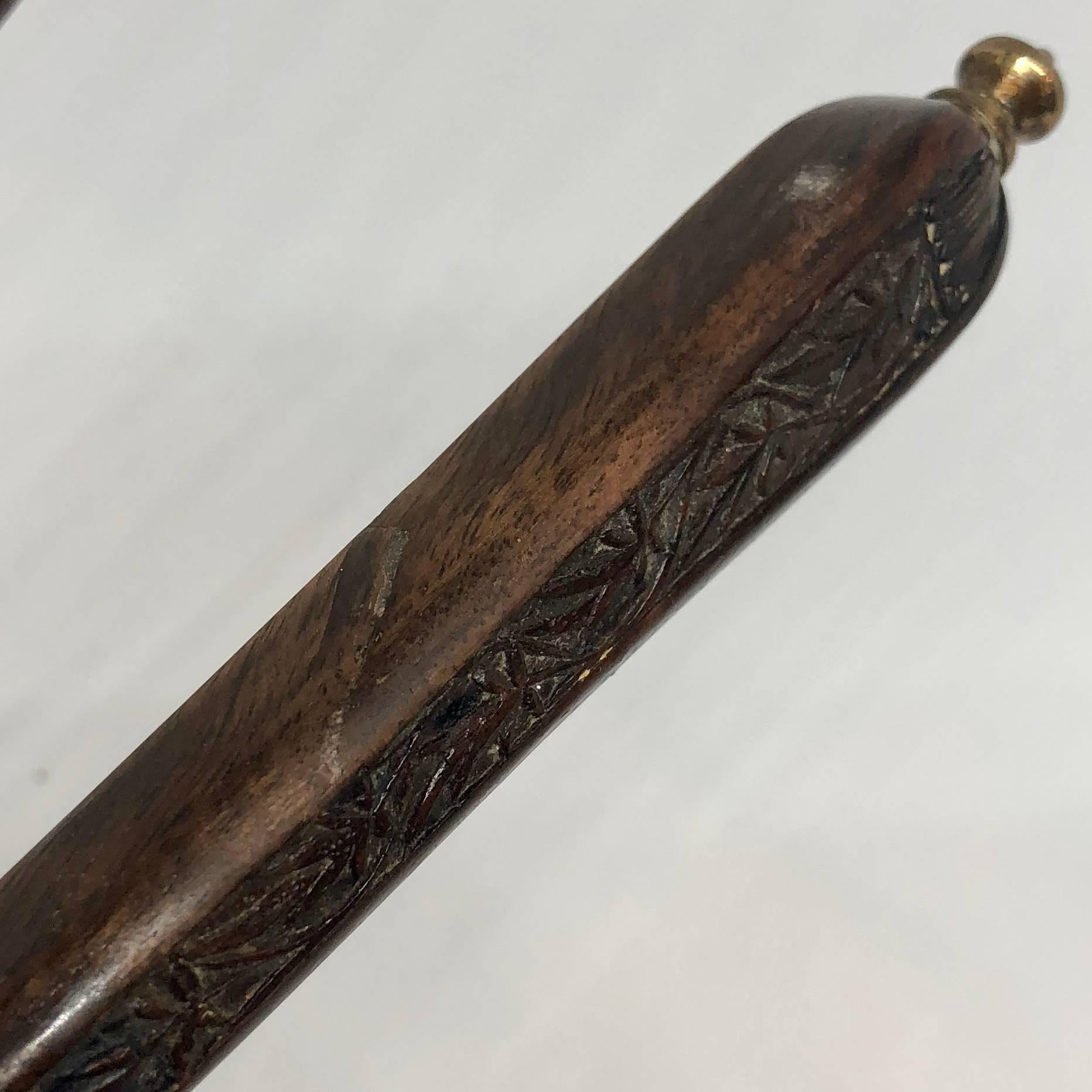 Danish 18th Century Brass And Wood Nutcracker en vente 1