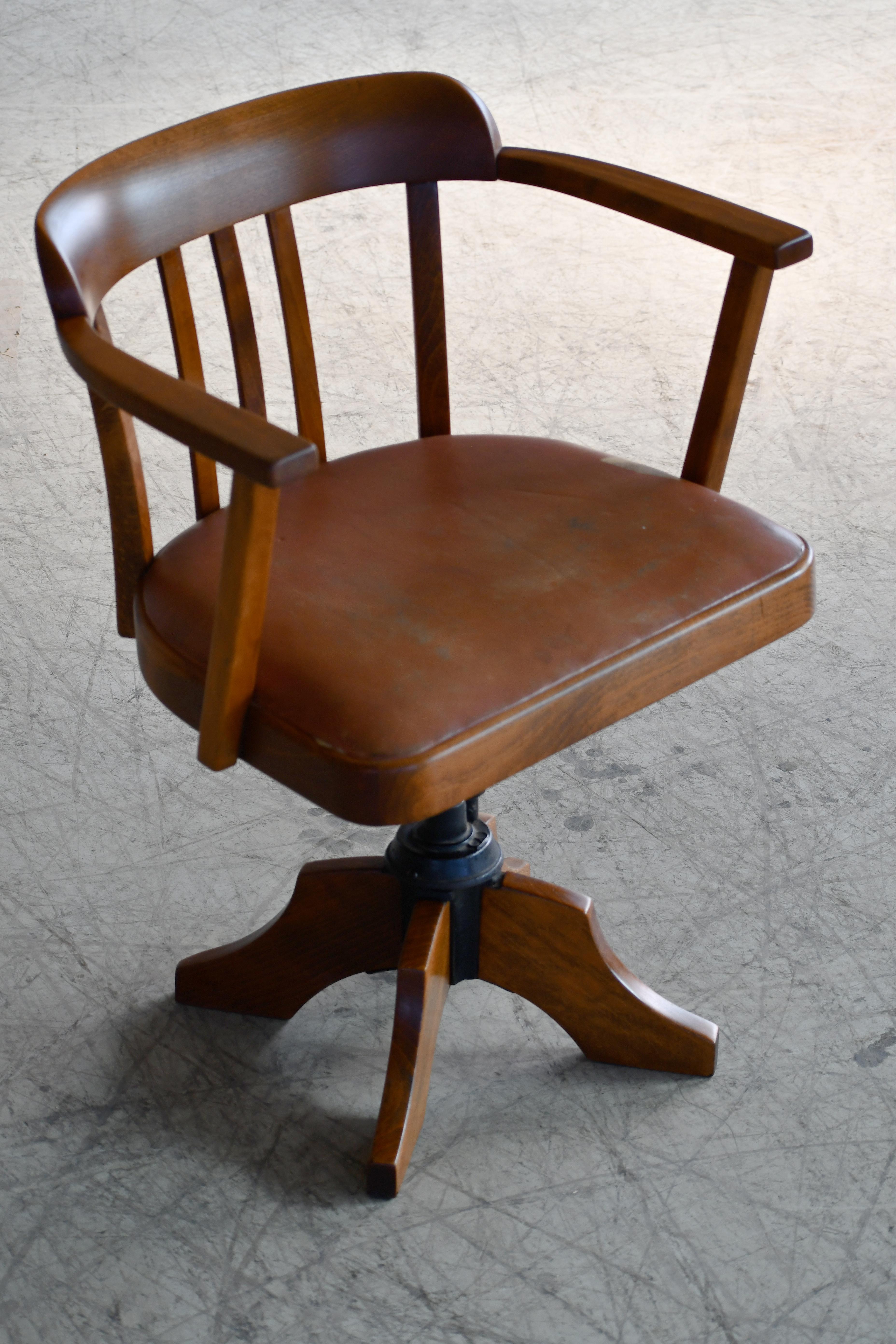 Scandinavian Modern Danish 1920s Swivel Desk Chair in Solid Oak with Leather Seat