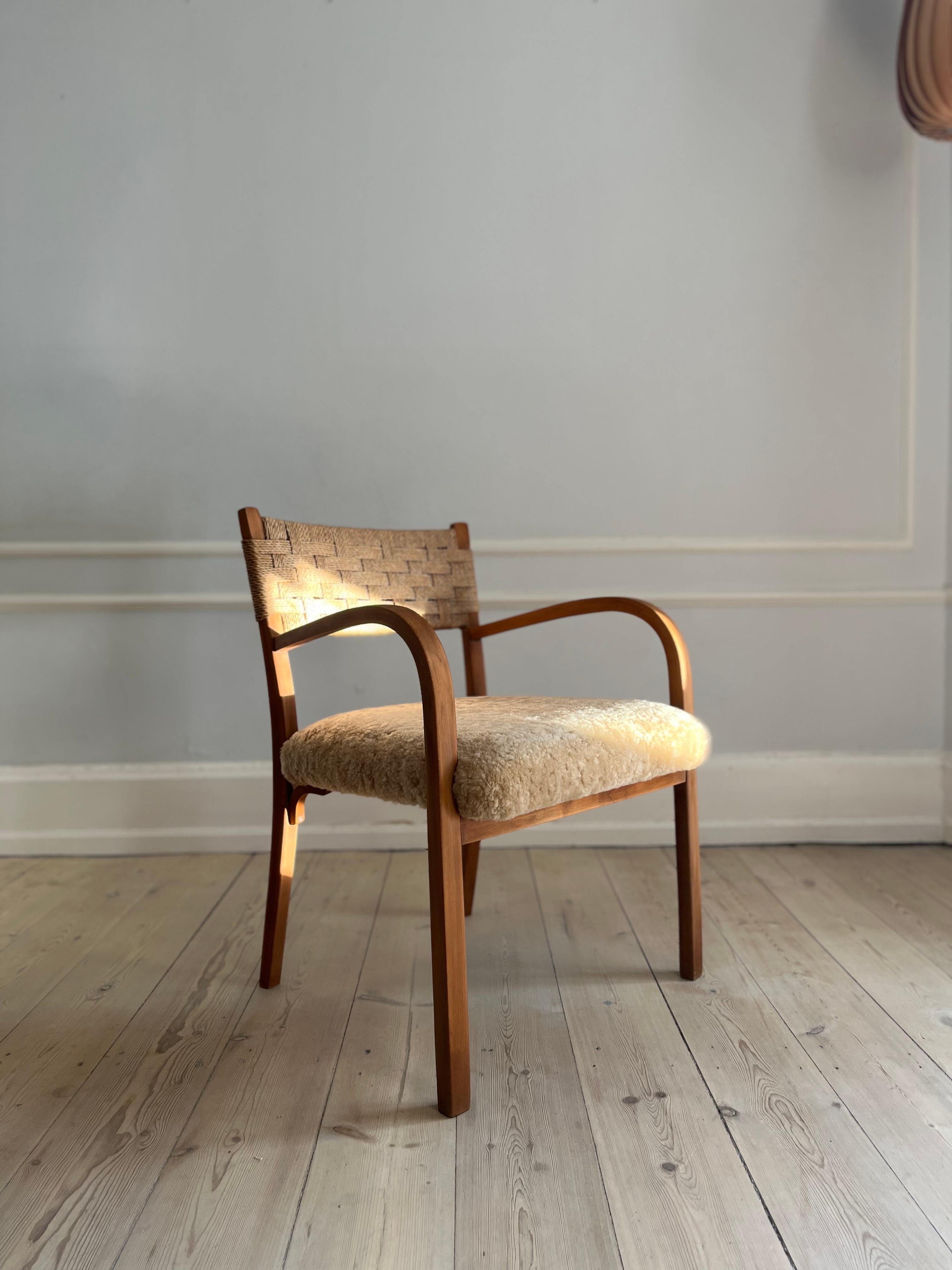 Danish 1930s armchair with reupholstered seat i soft lambskin For Sale 1