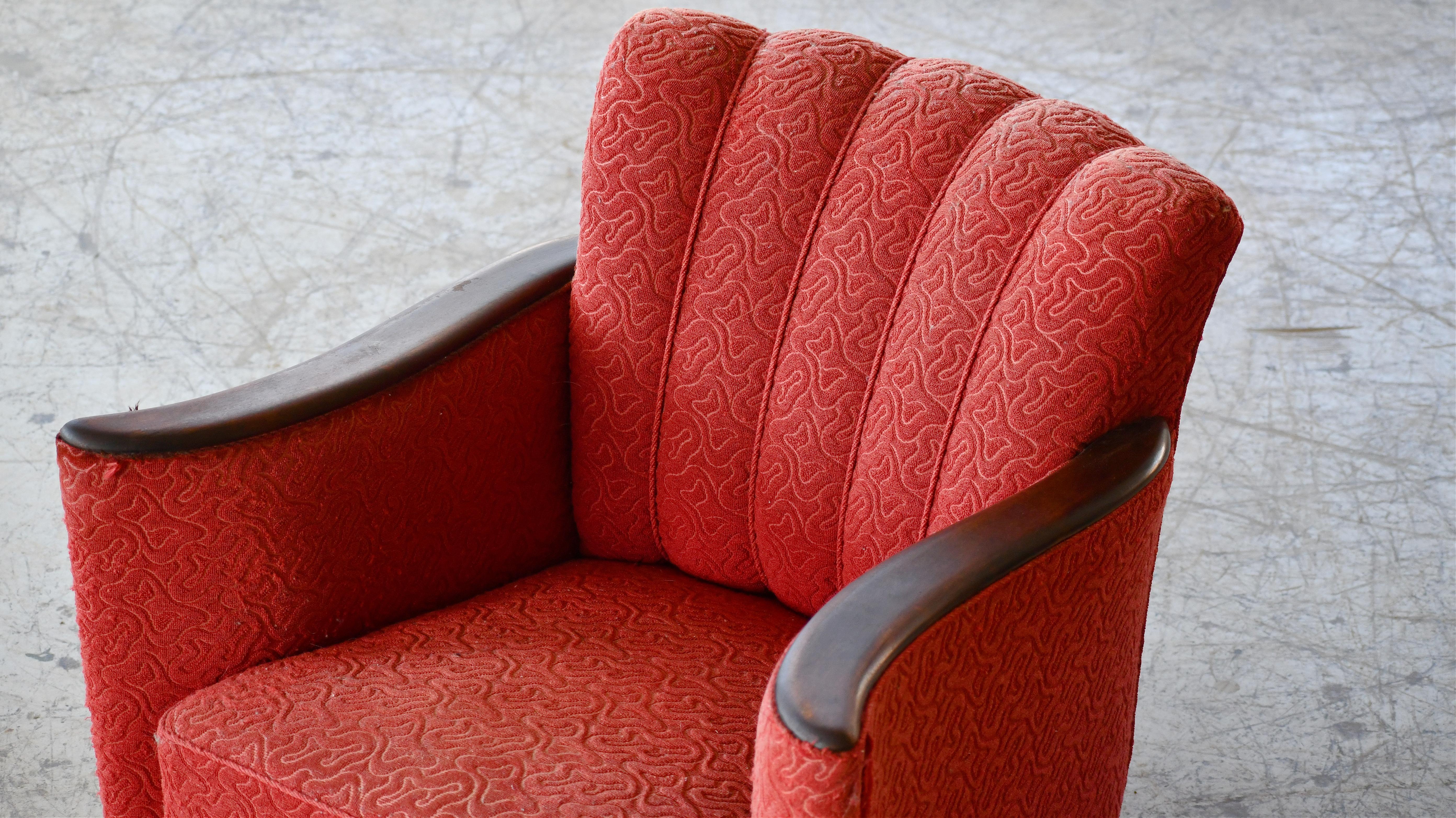Mid-20th Century Danish 1930s Art Deco Lounge Chair in Red Mohair with Mahogany Accents For Sale