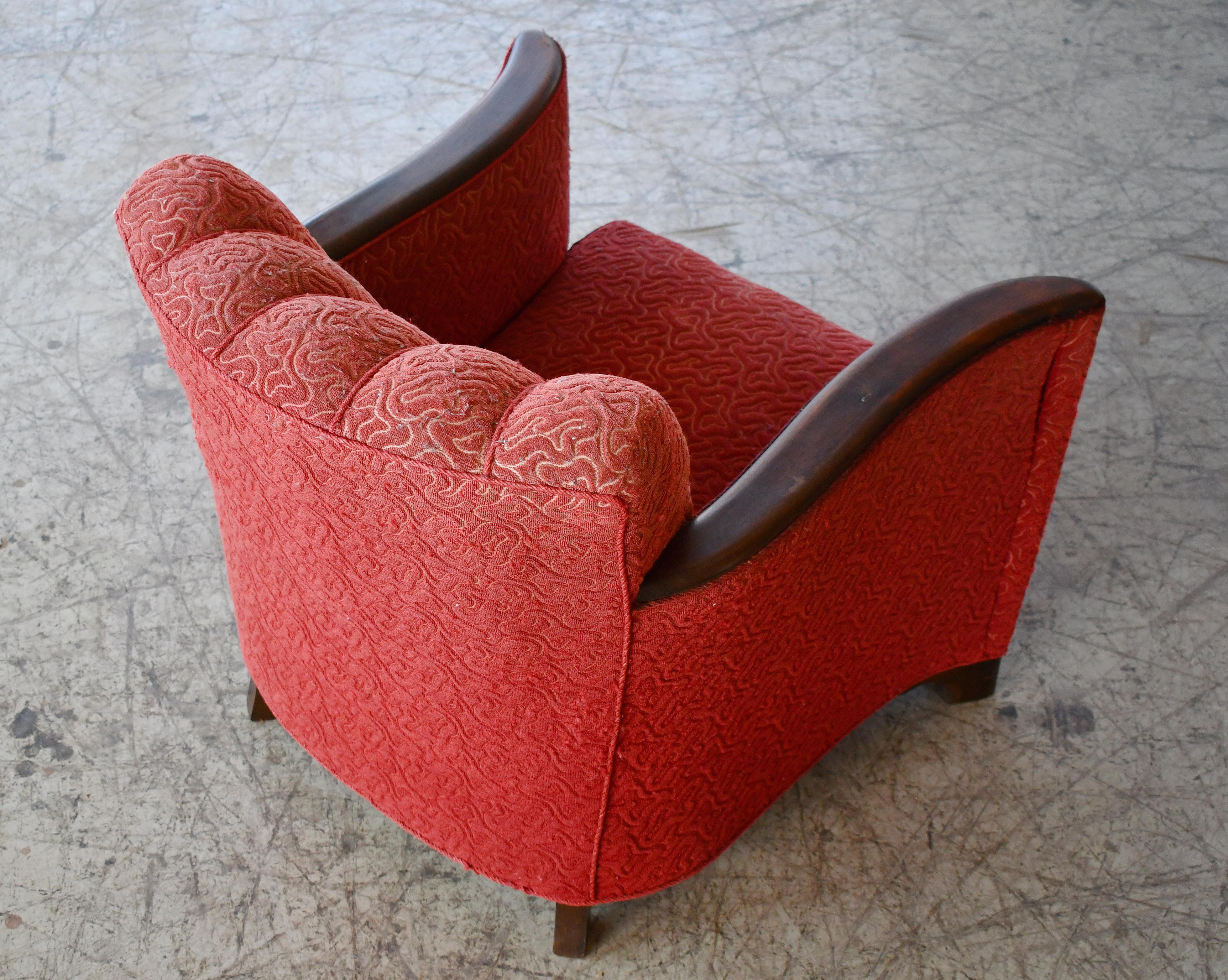 Danish 1930s Art Deco Lounge Chair in Red Mohair with Mahogany Accents For Sale 4