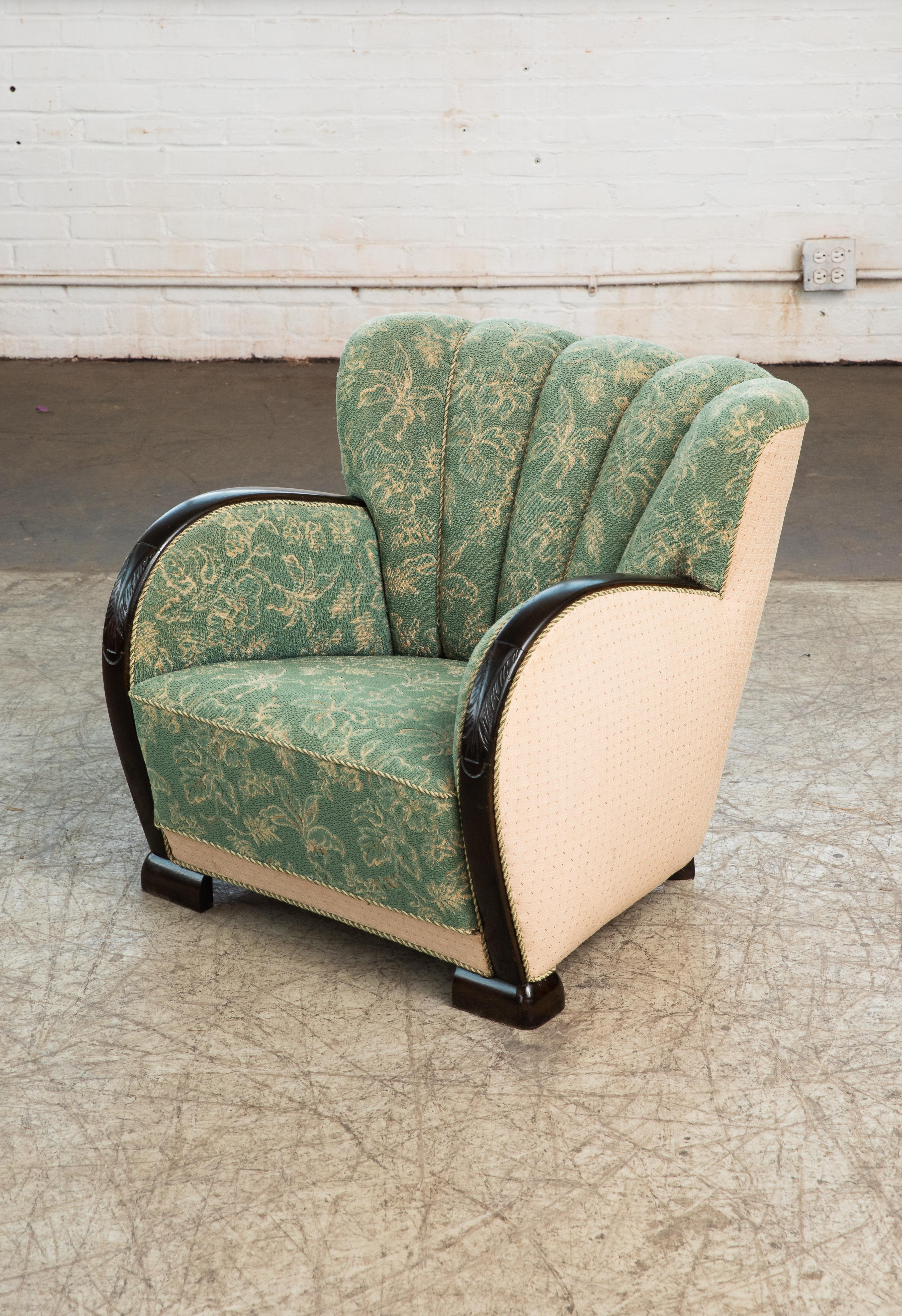 Danish 1930s Art Deco Lounge or Club Chair in Style of Fritz Hansen In Good Condition In Bridgeport, CT