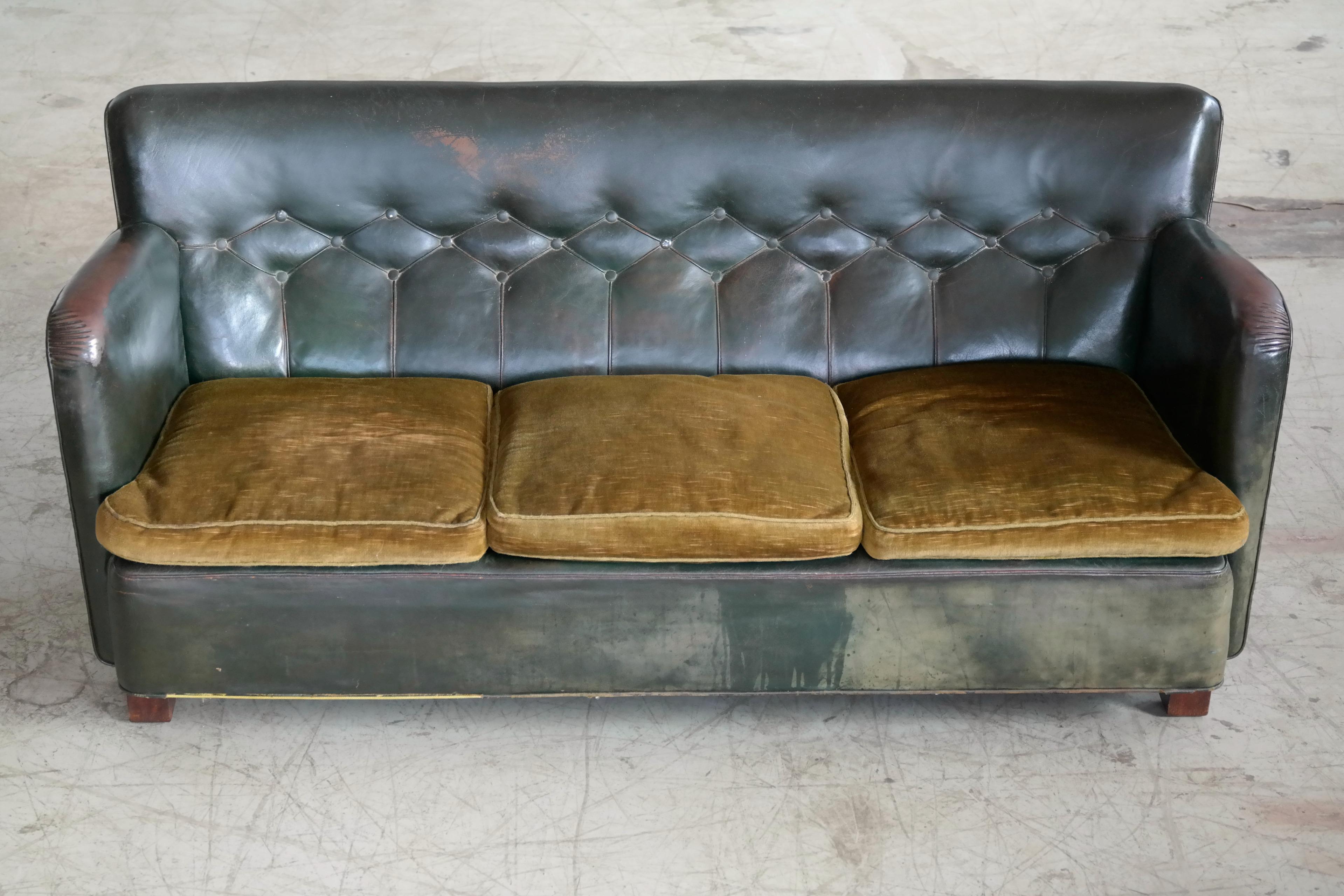 Mid-Century Modern Danish 1930s Boesen and Lassen Style Tufted Club Sofa in Green Leather