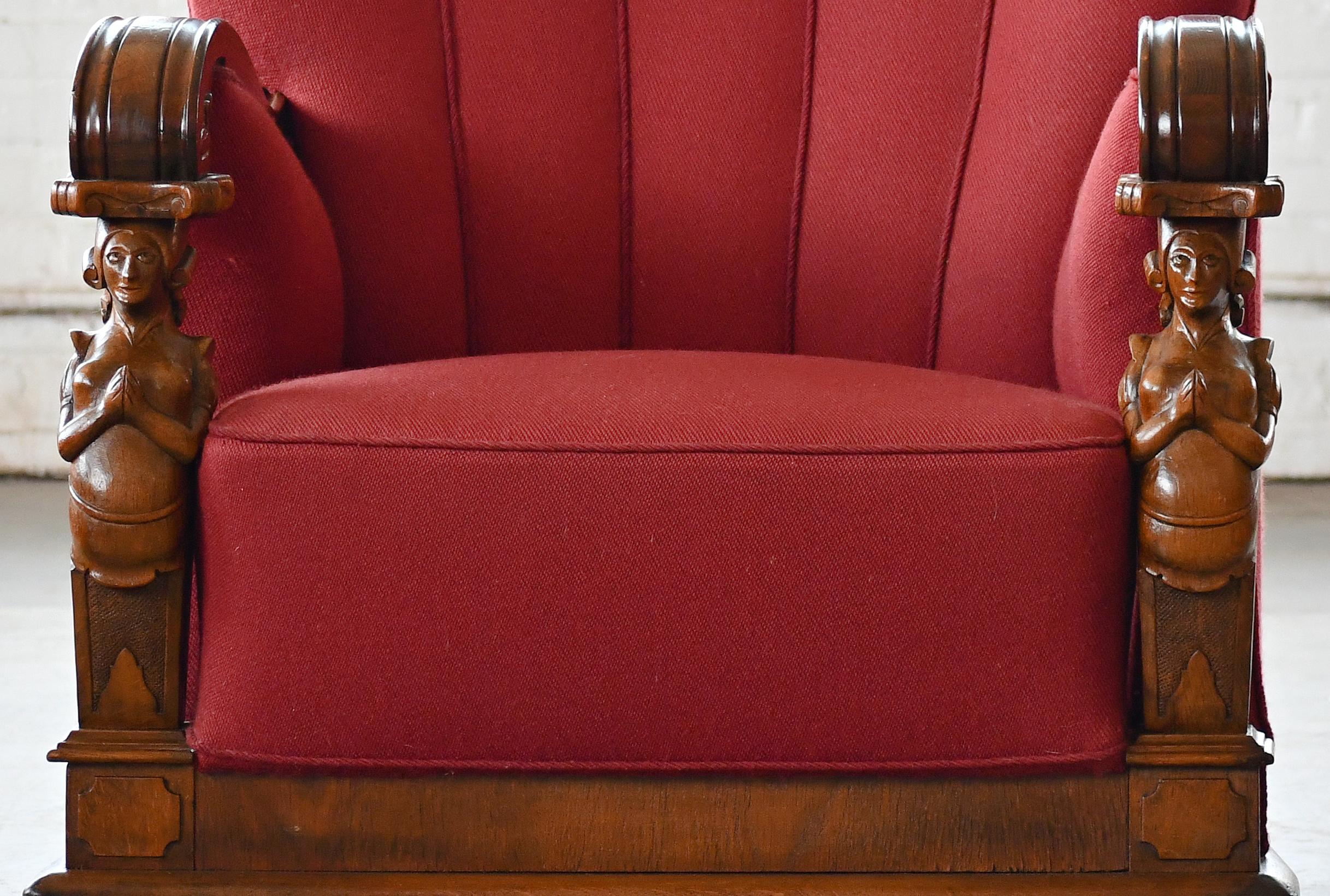 Mid-20th Century Danish 1930s Large Scale Club or Chair with Figurines Carved into Oak Armrests For Sale