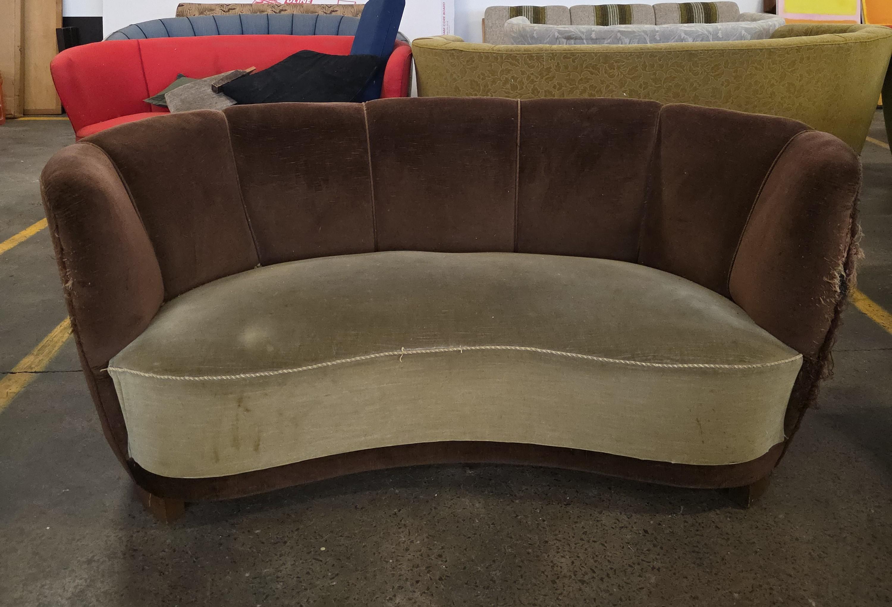 Mid-Century Modern Danish 1940s Banana Form Settee or Sofa in Wool For Sale