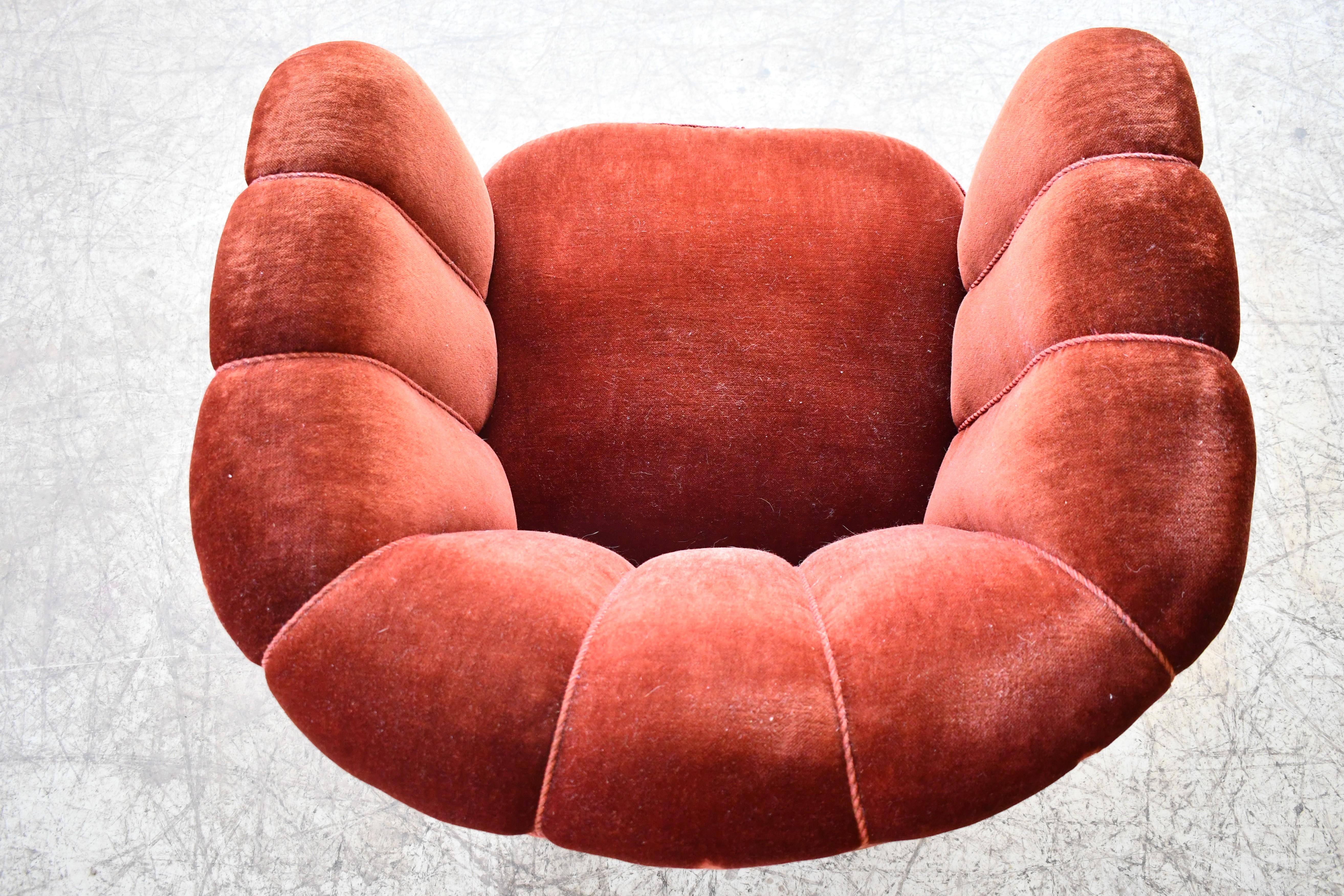 Danish 1940s Banana Style Curved Tub Club Chair with Channel Back in Red Mohair For Sale 2