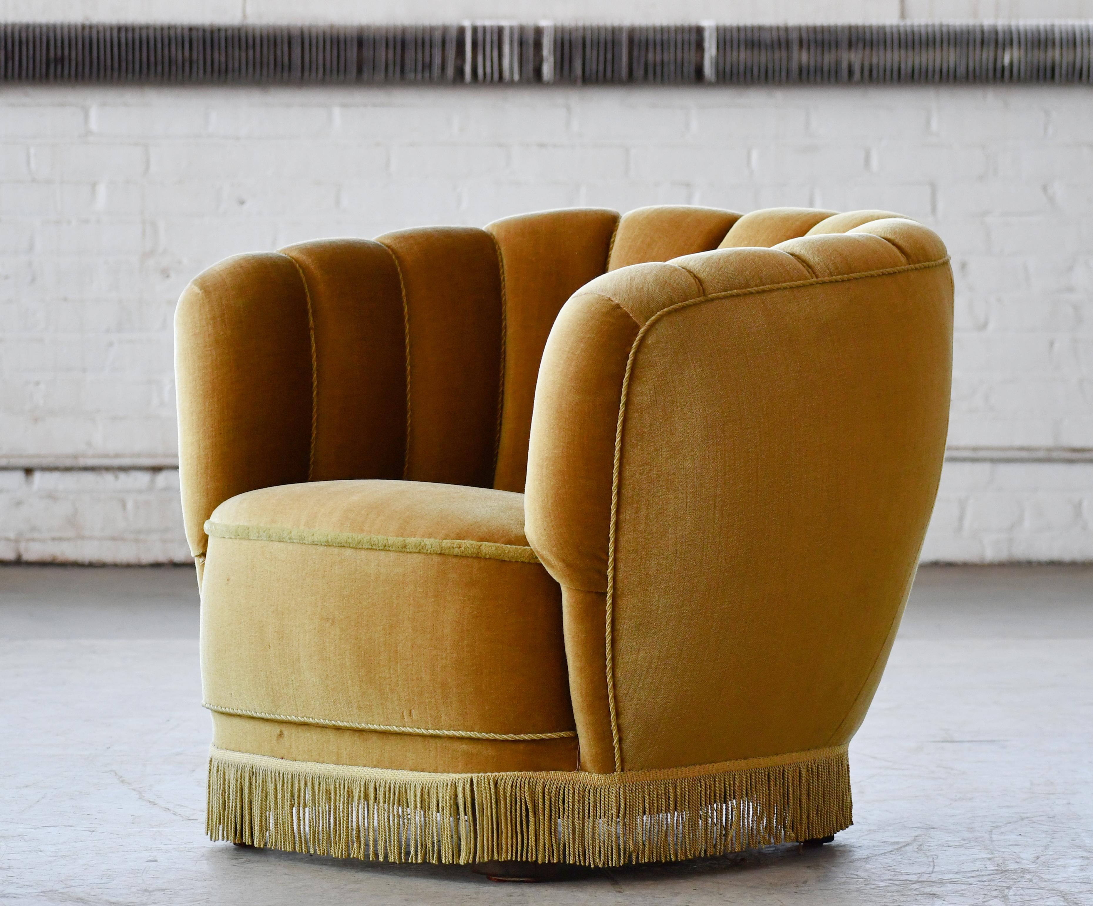 Mid-20th Century Danish 1940s Barrel Style Club or Lounge Chair in the Manner of Viggo Boesen 