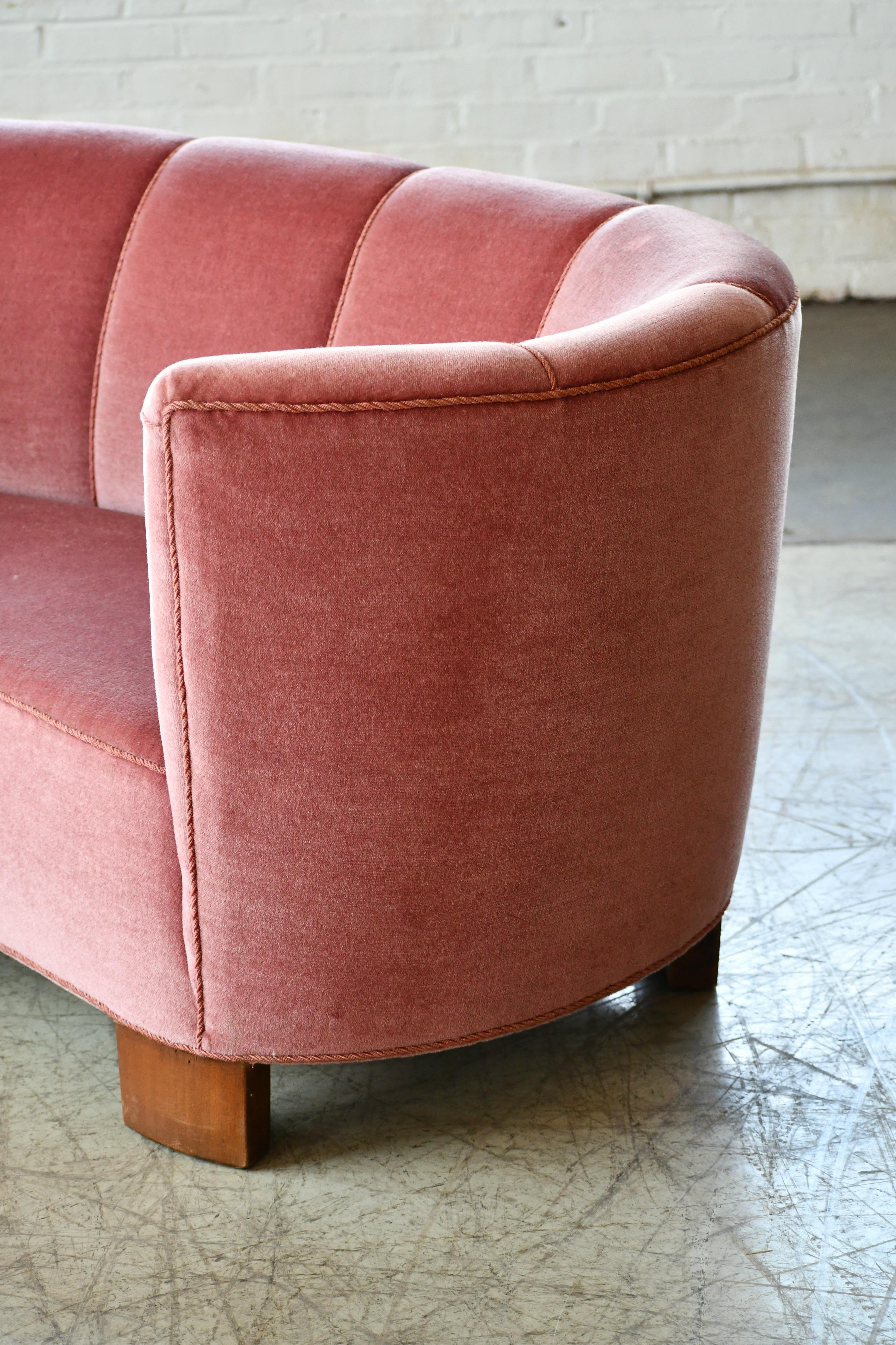 Danish 1940s Boesen Style Banana Form Curved Sofa or Loveseat in Pink Velvet 2
