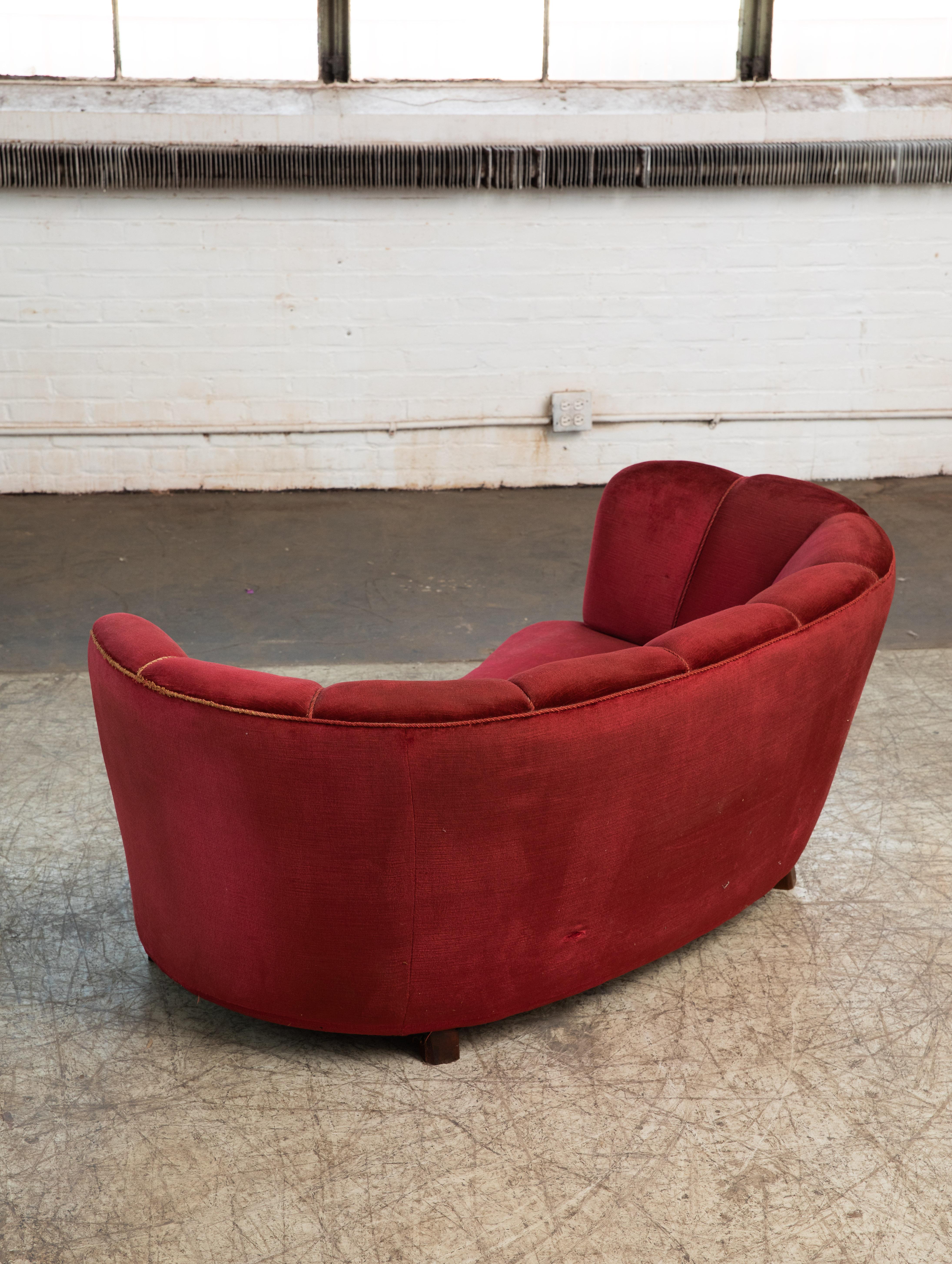 Mid-20th Century Danish 1940s Boesen Style Banana Form Curved Sofa or Loveseat in Red Mohair