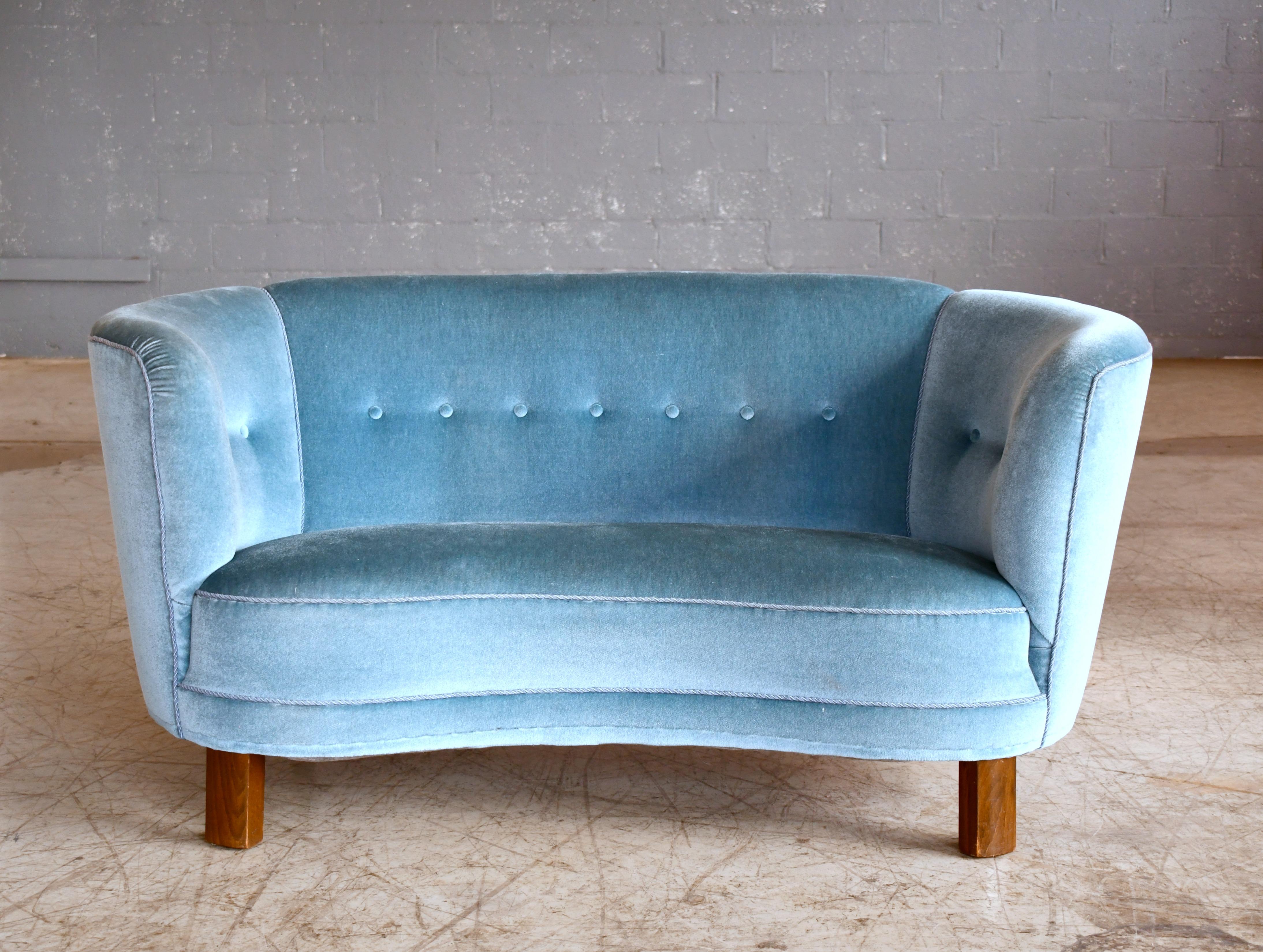 curved velvet loveseat