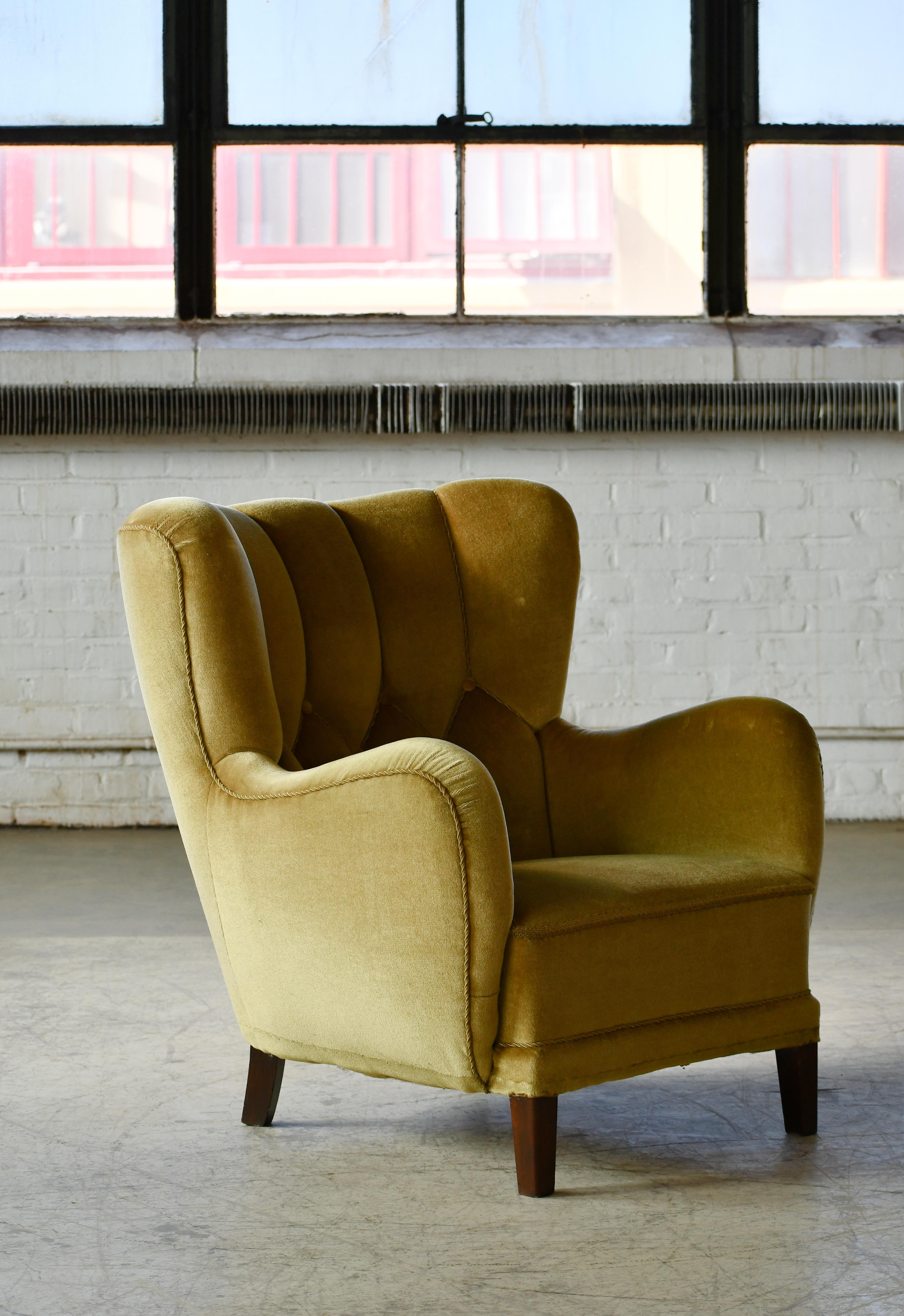 Danish 1940s Channel Back Semi Tall Lounge Chair in Green Mohair For Sale 3