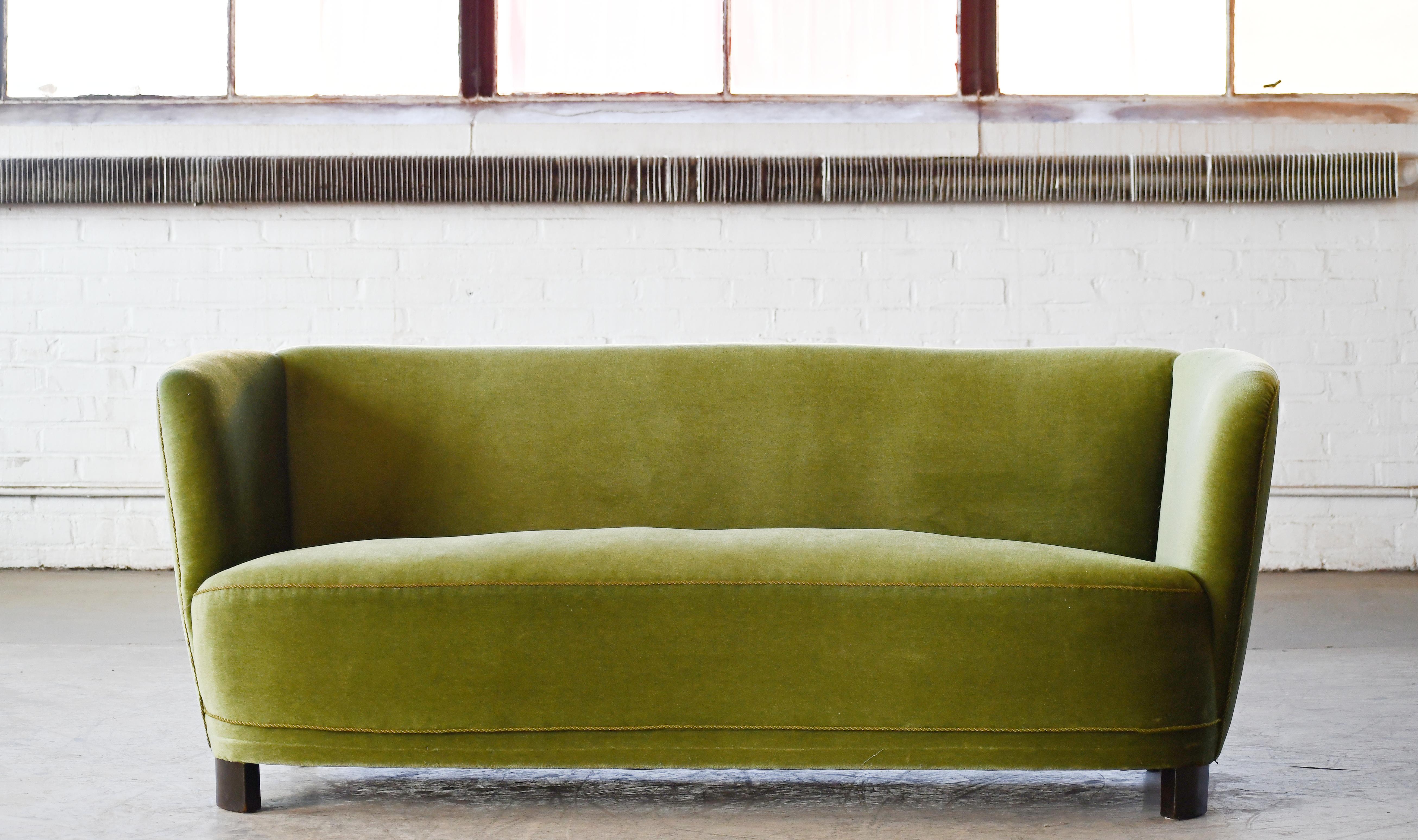 Danish 1940s Curved Banana Shape Loveseat in Green Mohair In Good Condition In Bridgeport, CT