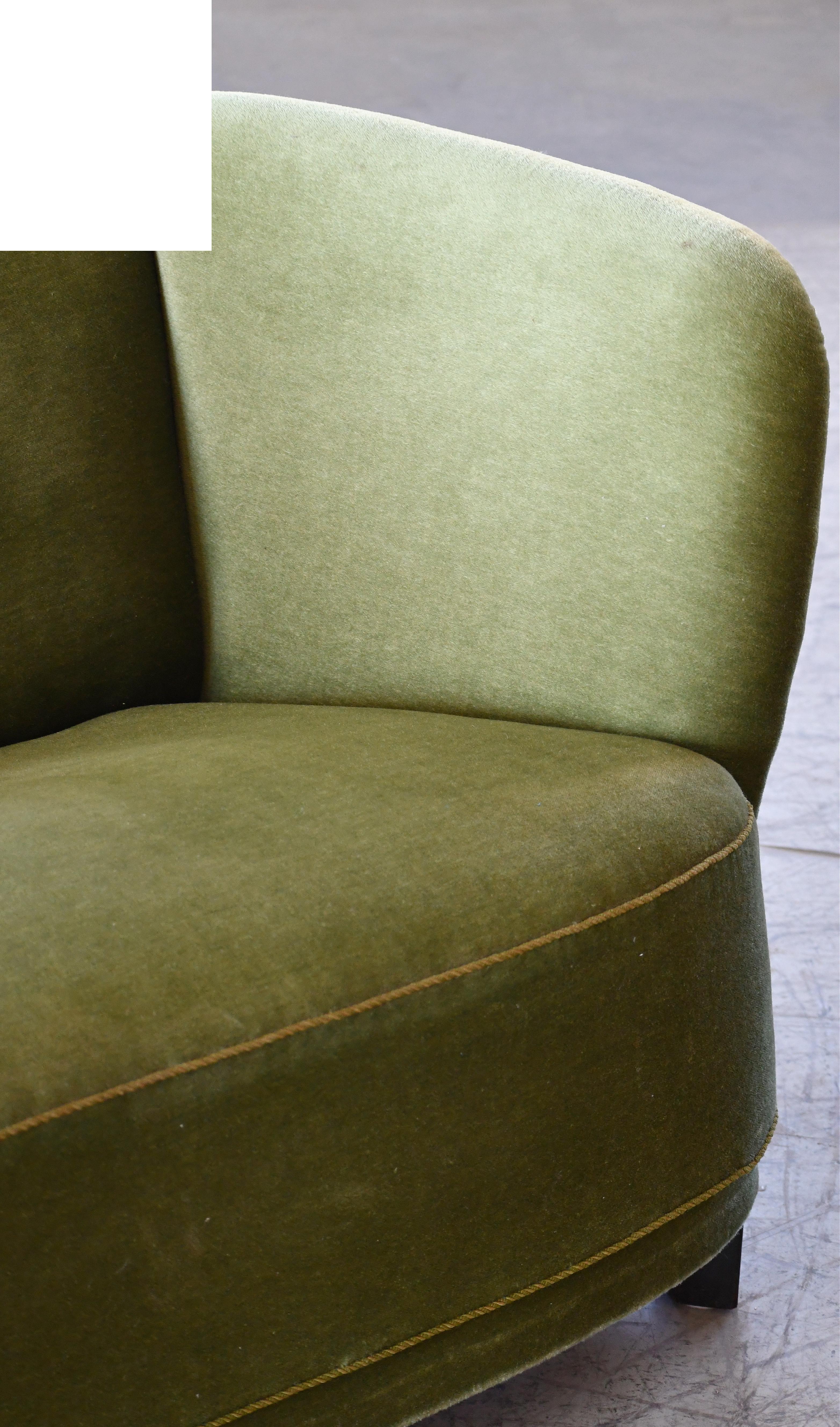 Mid-20th Century Danish 1940s Curved Banana Shape Loveseat in Green Mohair