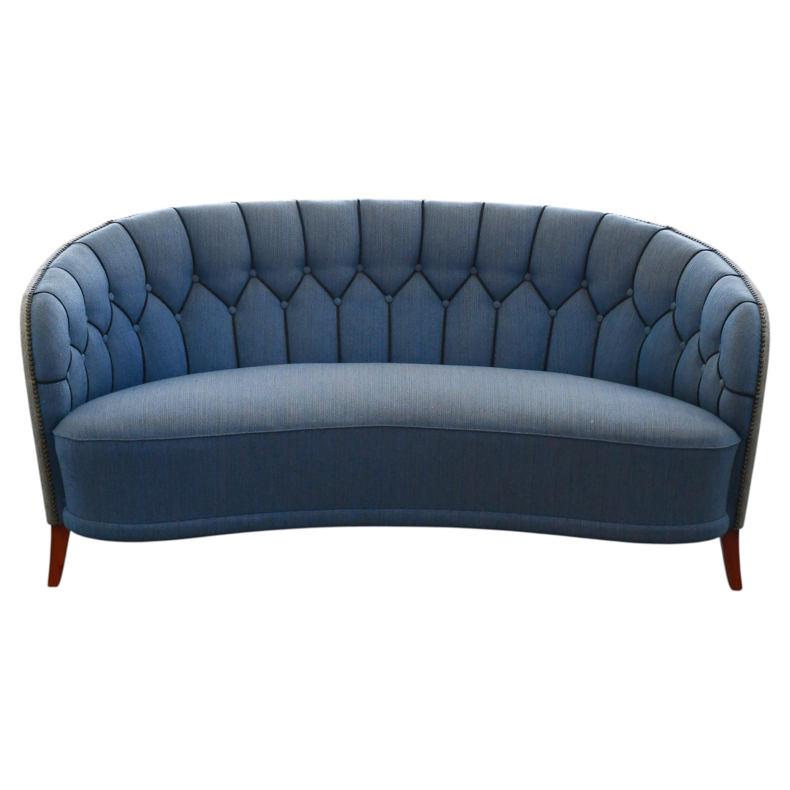 What is a sofa set table called?