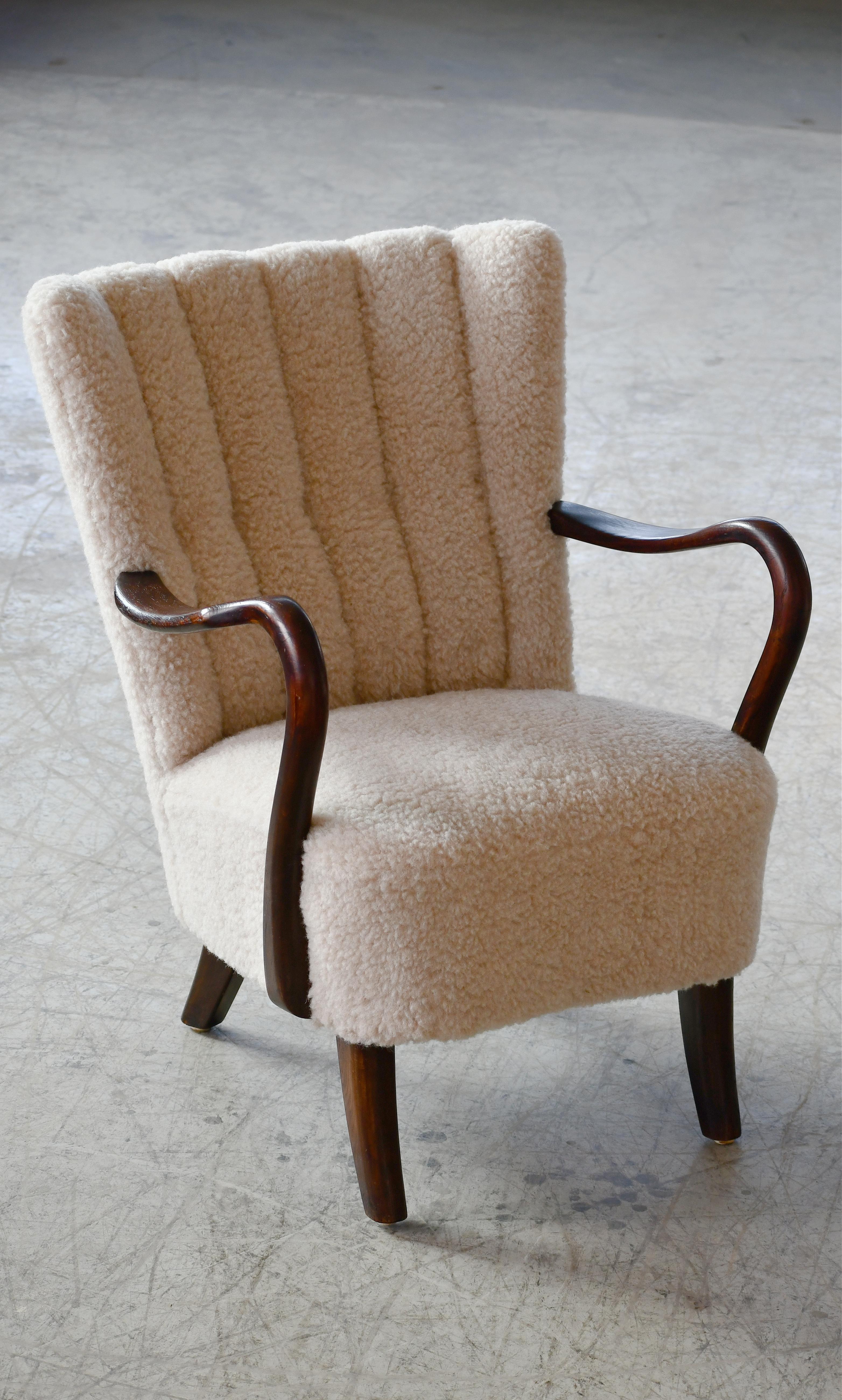 Danish 1940s Easy Chair in Lambswool with Open Armrests and Channel Back In Good Condition In Bridgeport, CT