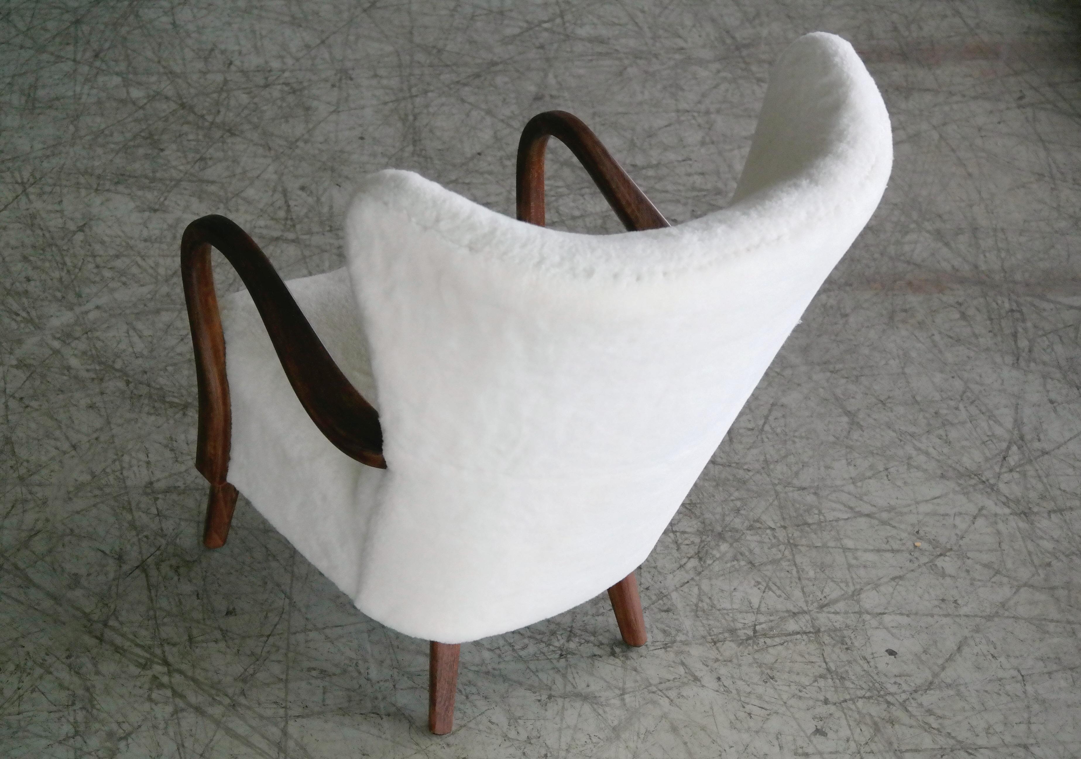 Danish 1940s Easy Chair in Lambswool with Open Armrests by Alfred Christensen 4