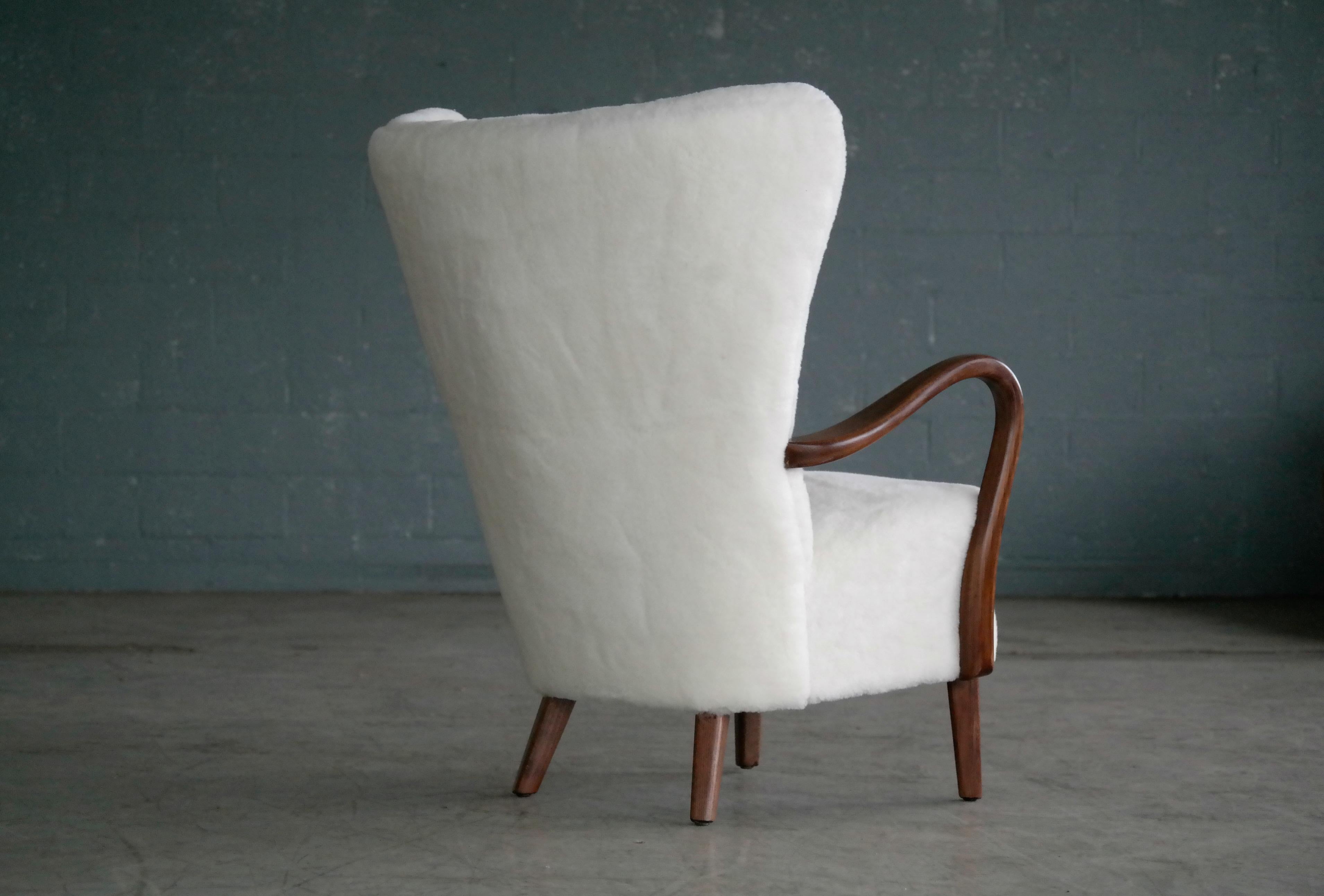 Beech Danish 1940s Easy Chair in Lambswool with Open Armrests by Alfred Christensen